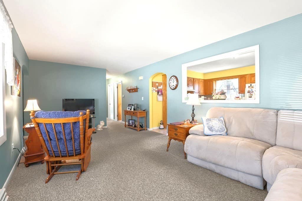 Single Family Residence at 152 Armsby St, New Bedford MA 02745, New Bedford, photo 4 of 26