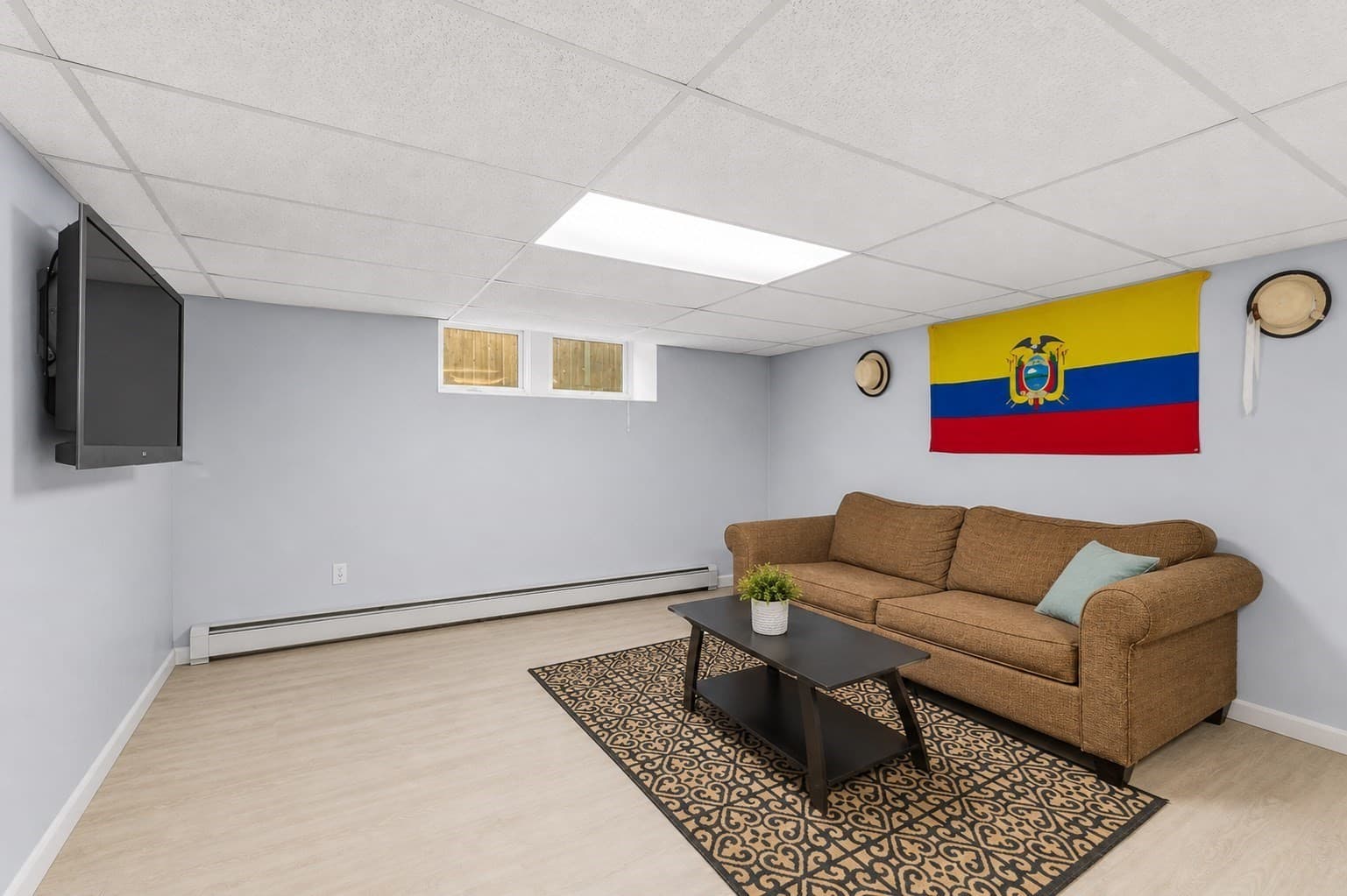 3 Family at 600 Broadway, Fall River MA 02724, Fall River, photo 14 of 41