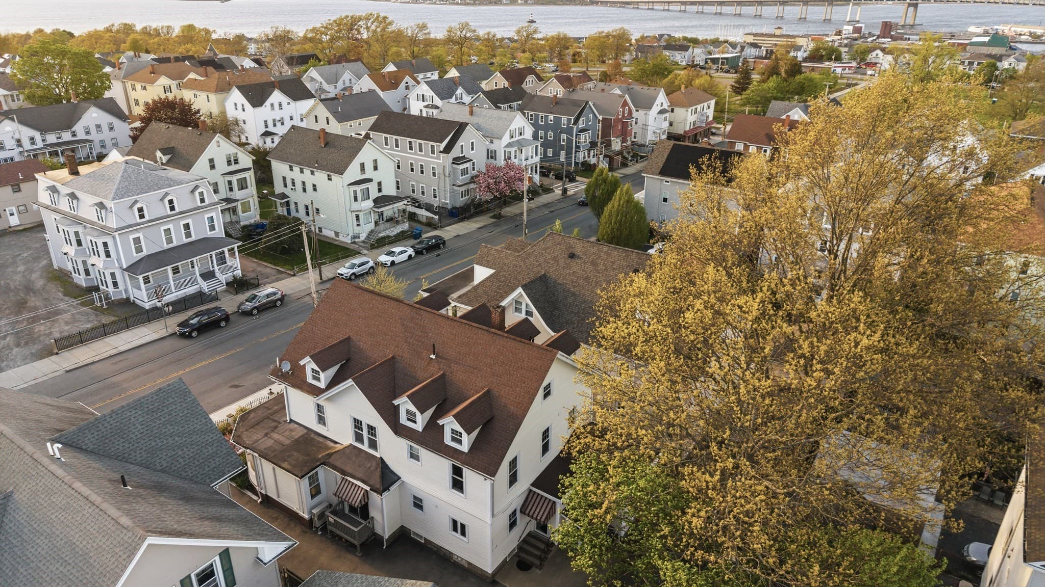 3 Family at 600 Broadway, Fall River MA 02724, Fall River, photo 41 of 41