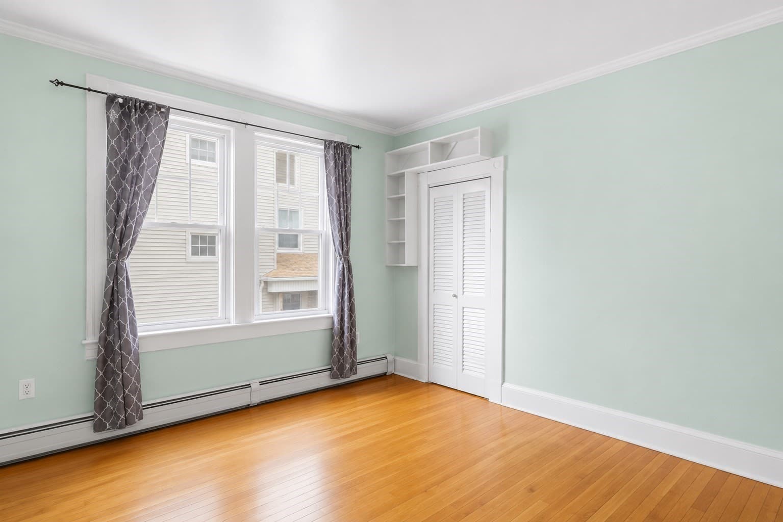 3 Family at 600 Broadway, Fall River MA 02724, Fall River, photo 18 of 41