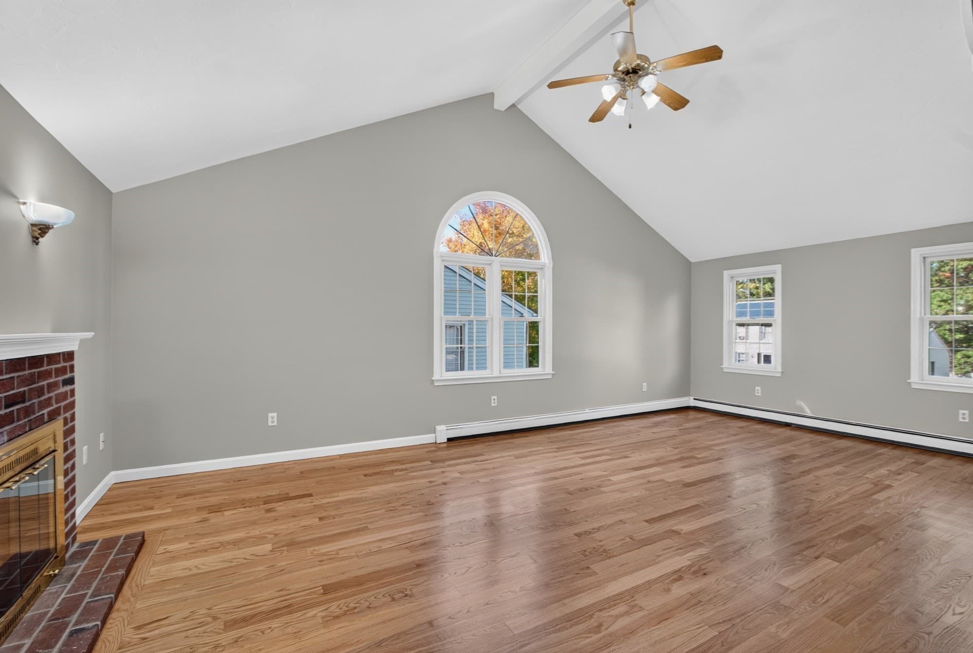 Single Family Residence at 25 Corinth Drive, Worcester MA 01606, Worcester, photo 6 of 41