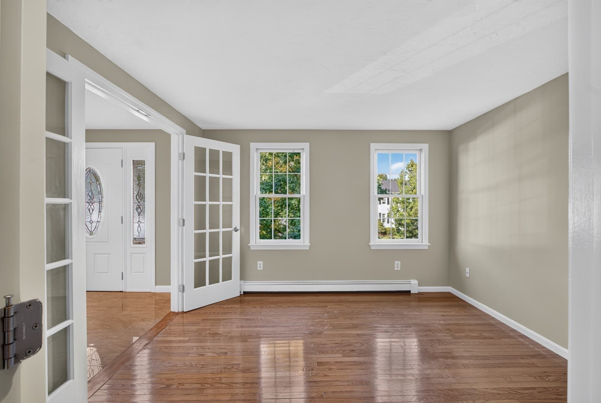 Single Family Residence at 25 Corinth Drive, Worcester MA 01606, Worcester, photo 13 of 41