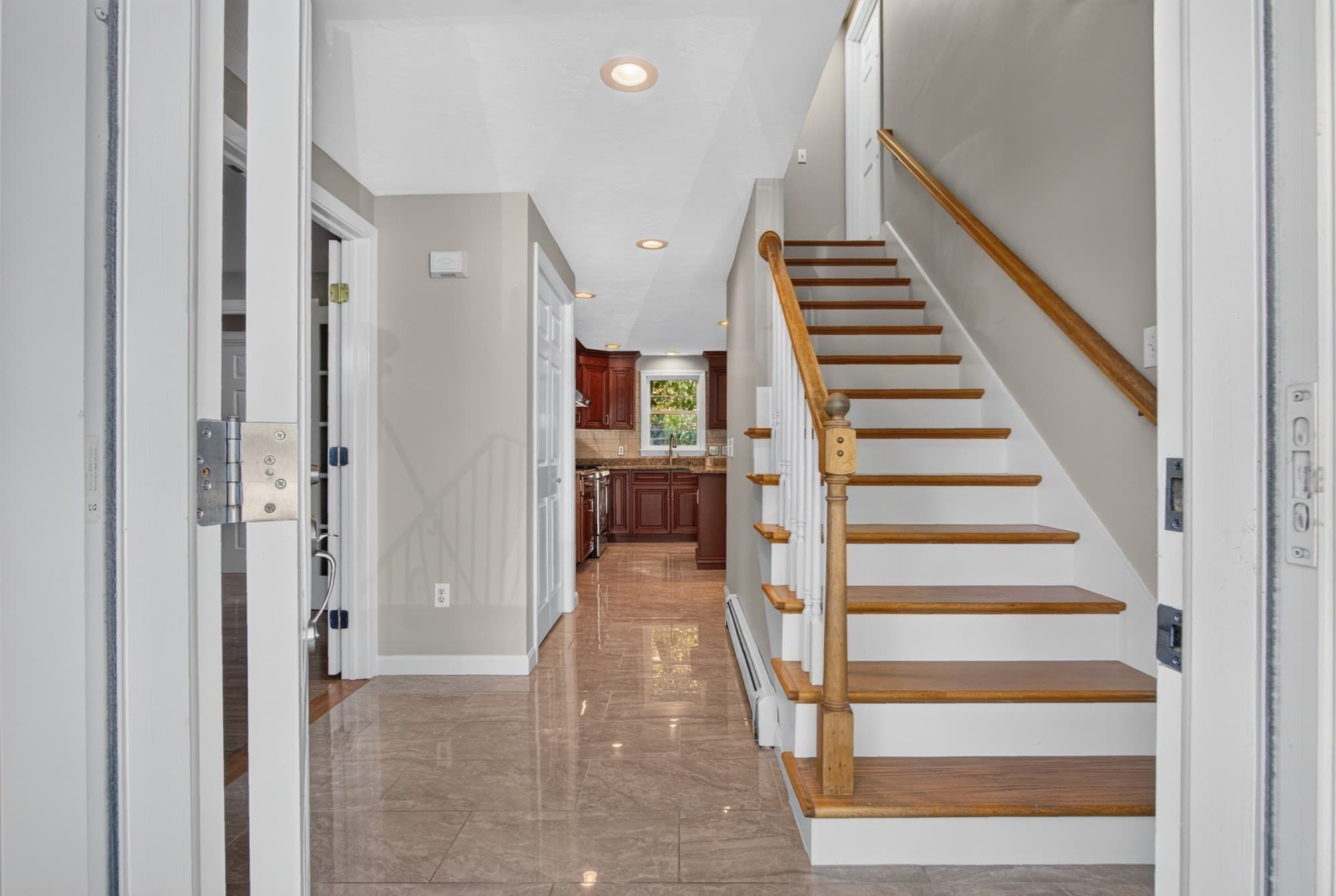 Single Family Residence at 25 Corinth Drive, Worcester MA 01606, Worcester, photo 16 of 41