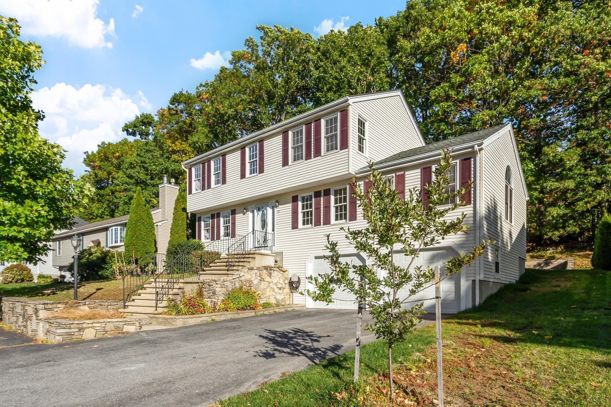 25 Corinth Drive, Worcester MA 01606