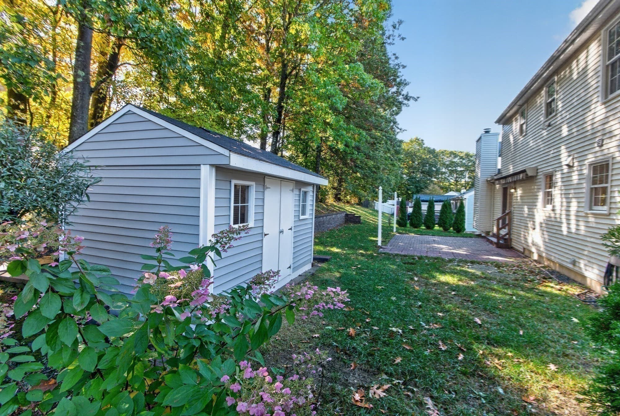 Single Family Residence at 25 Corinth Drive, Worcester MA 01606, Worcester, photo 37 of 41