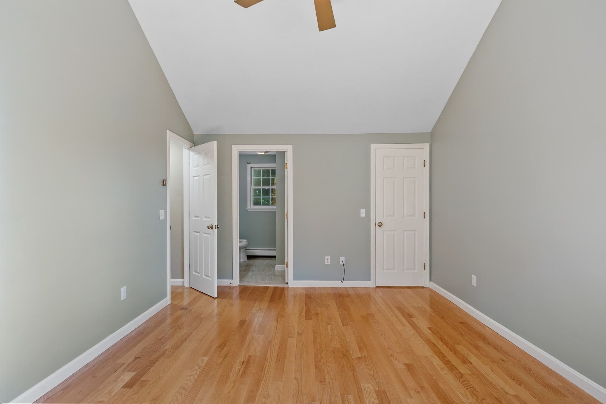 Single Family Residence at 25 Corinth Drive, Worcester MA 01606, Worcester, photo 19 of 41