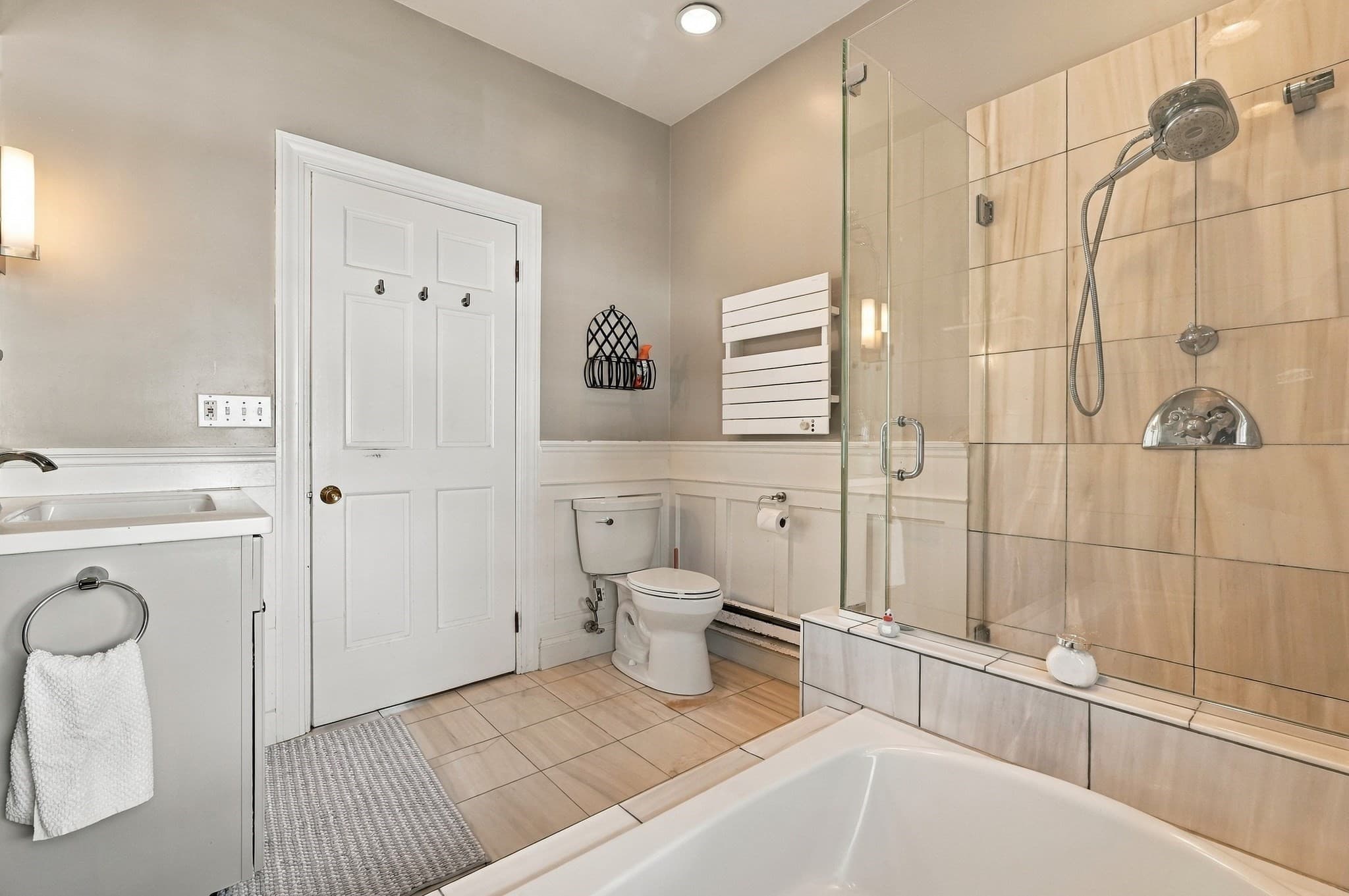 Single Family Residence at 137 Grand View Ave, Quincy MA 02170, Quincy, photo 36 of 41