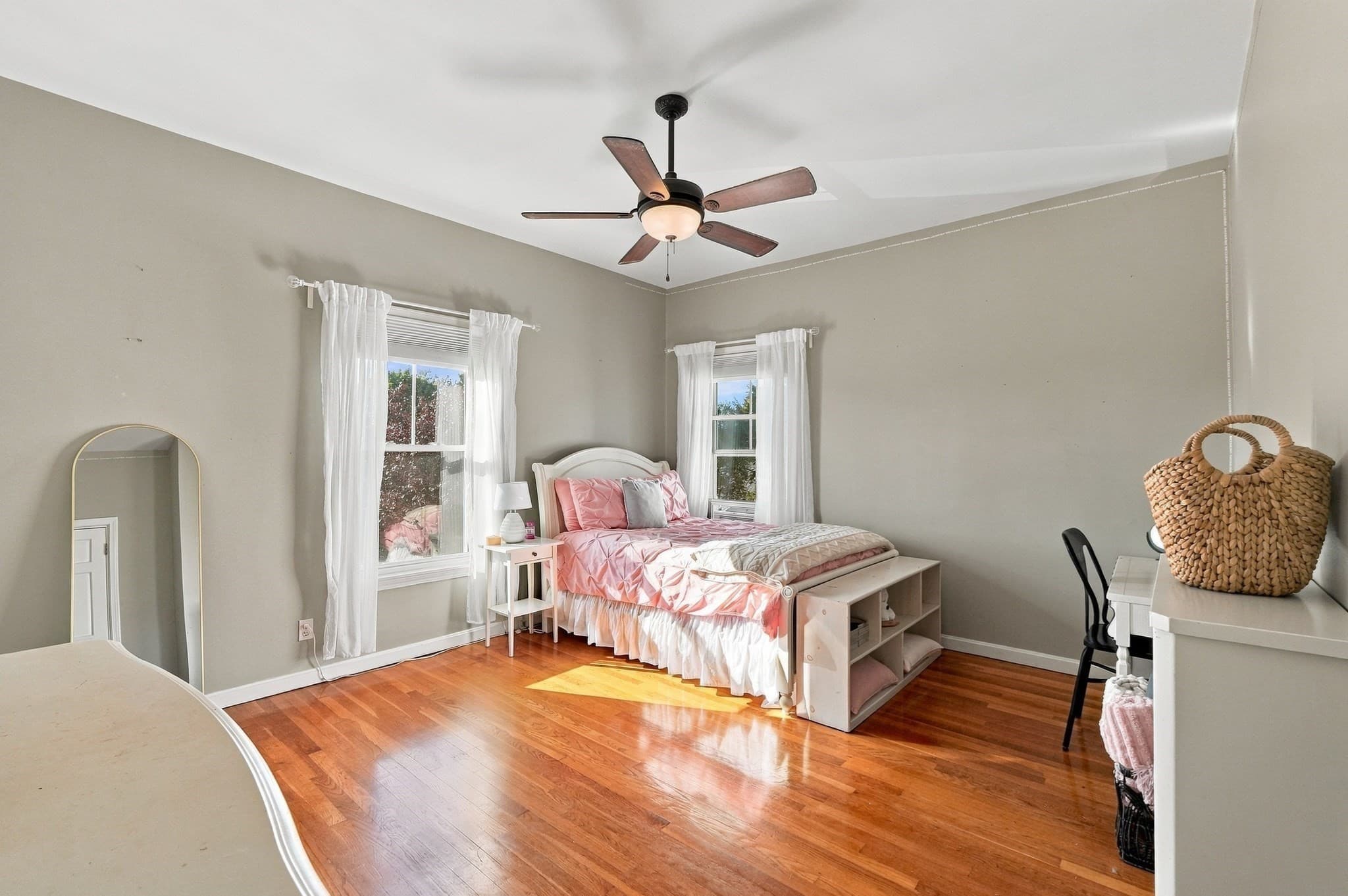Single Family Residence at 137 Grand View Ave, Quincy MA 02170, Quincy, photo 33 of 41