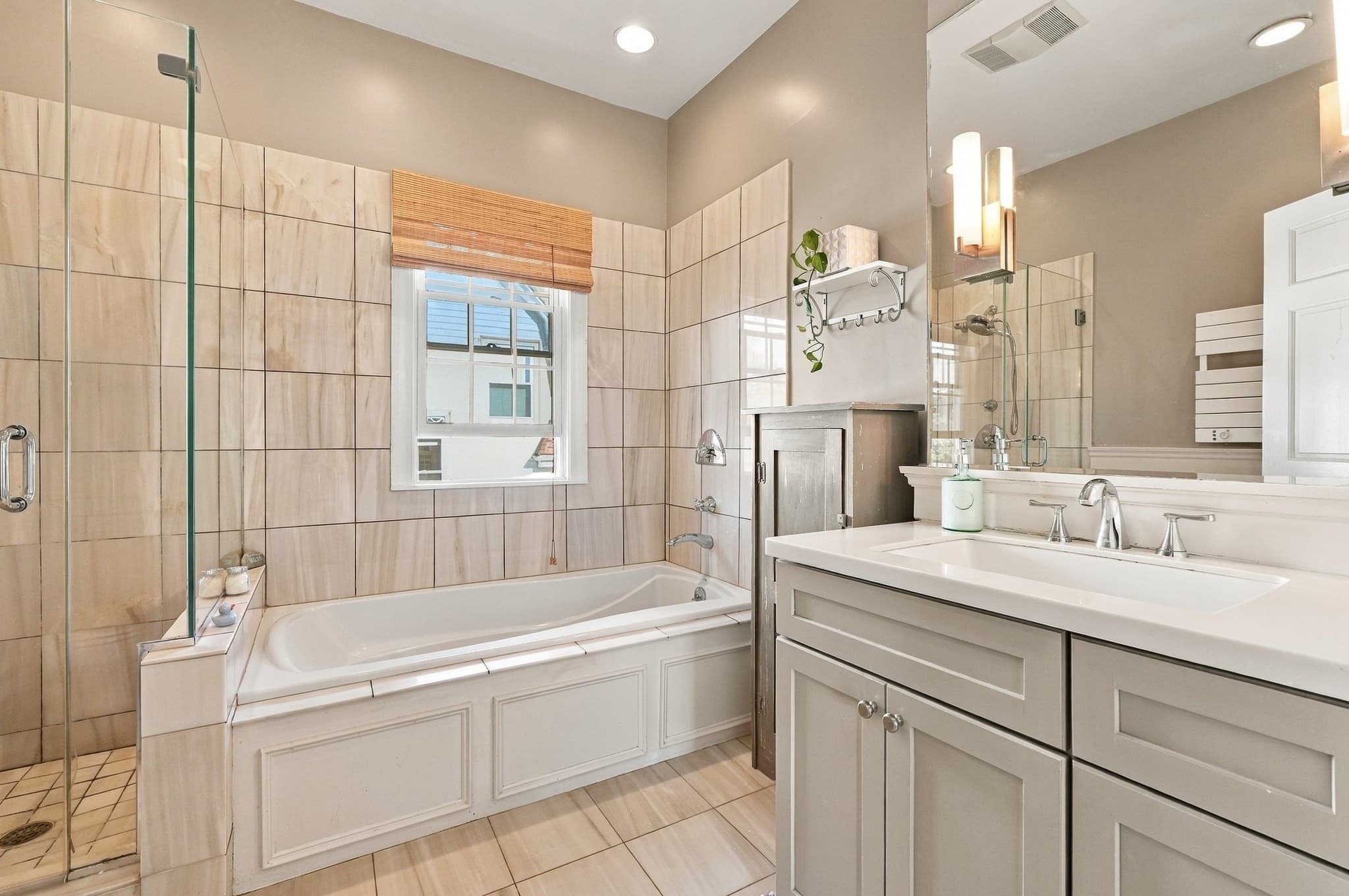 Single Family Residence at 137 Grand View Ave, Quincy MA 02170, Quincy, photo 37 of 41