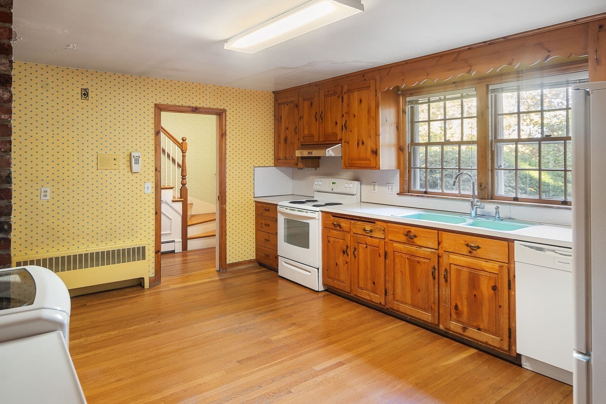 Single Family Residence at 87 Taylor Road, Belmont MA 02478, Belmont, photo 6 of 20