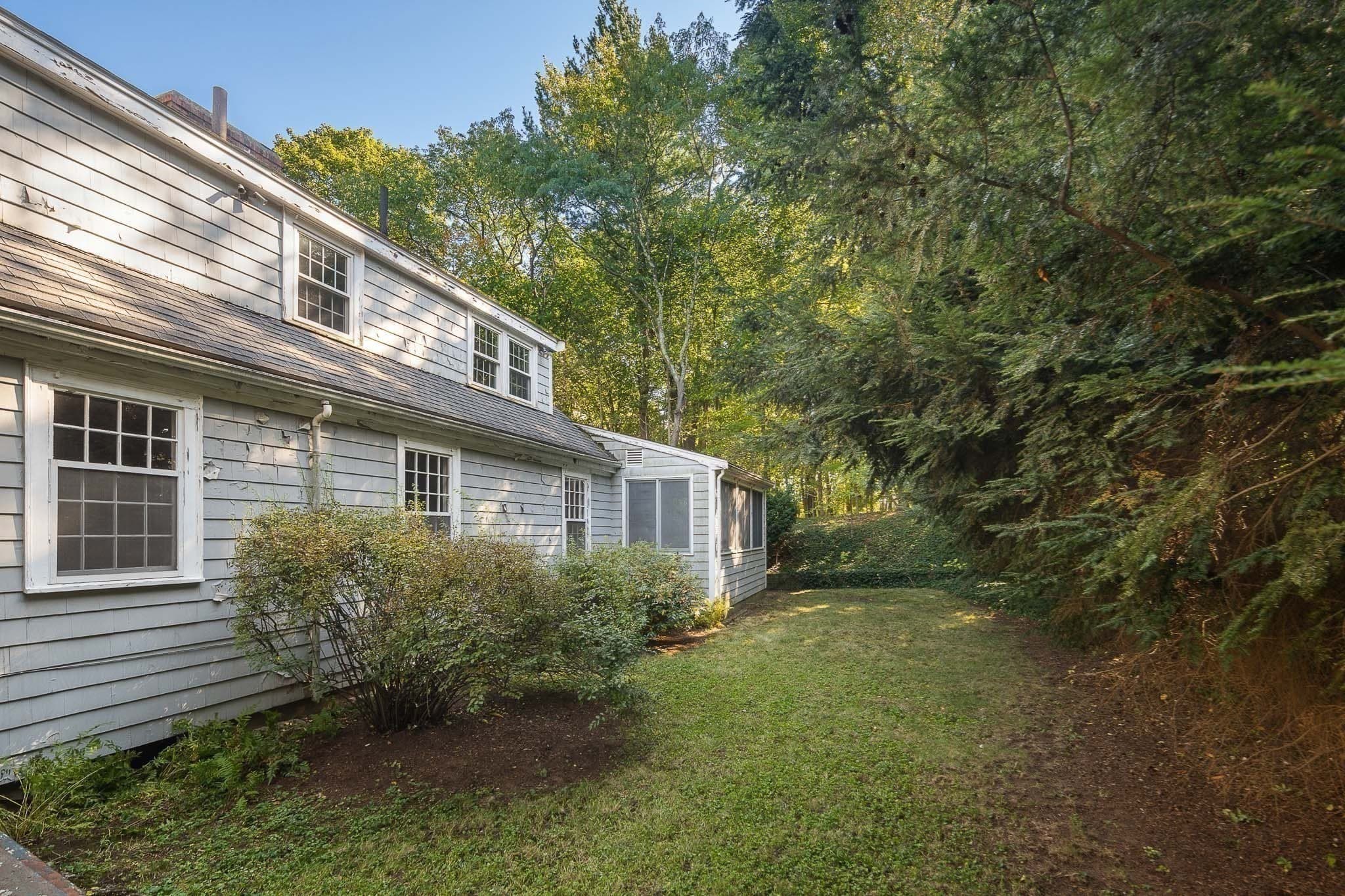 Single Family Residence at 87 Taylor Road, Belmont MA 02478, Belmont, photo 3 of 20
