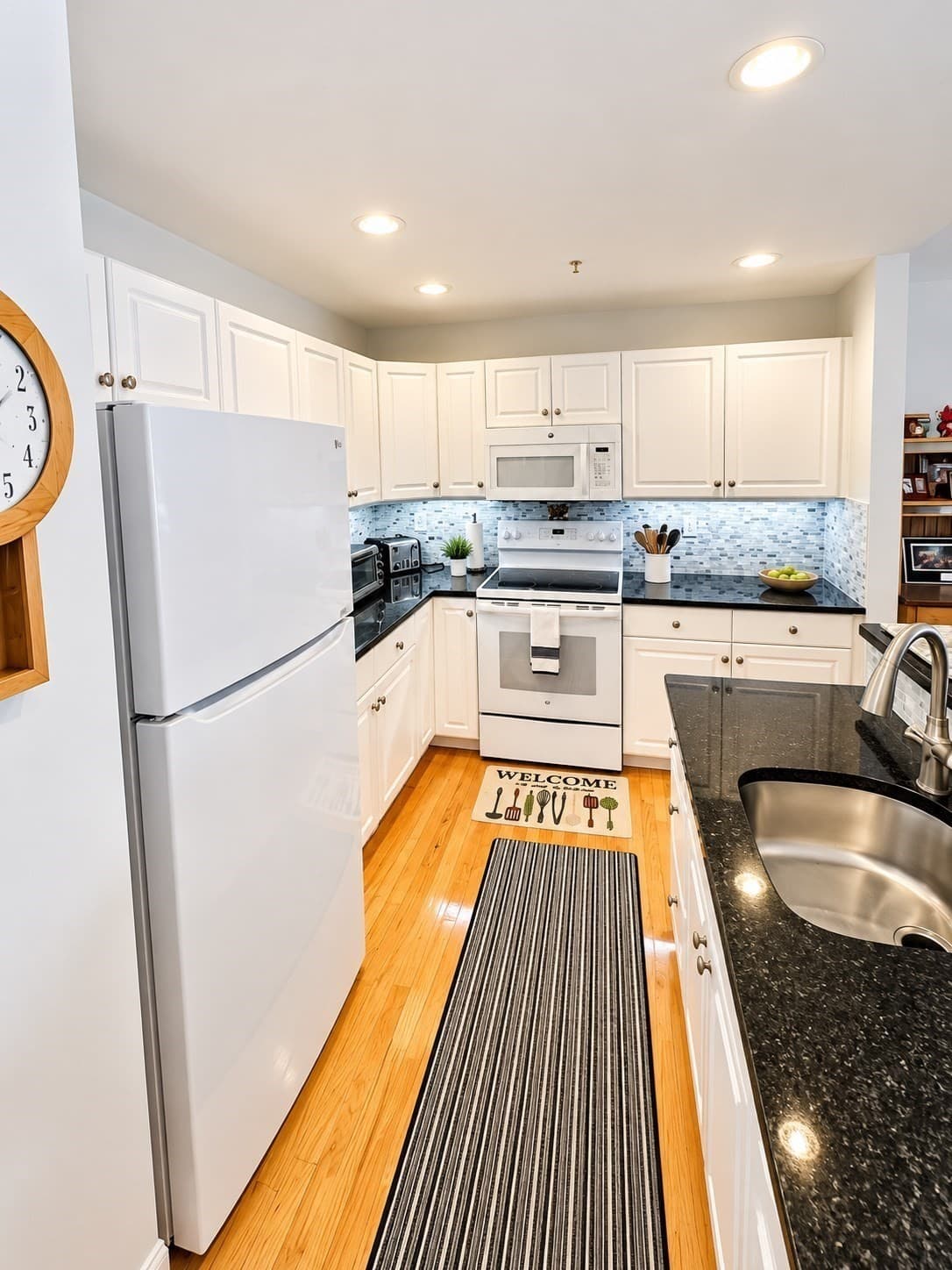 Condominium at 1 Whispering Brook Rd # 1, Marlborough MA 01752, Marlborough, photo 6 of 19