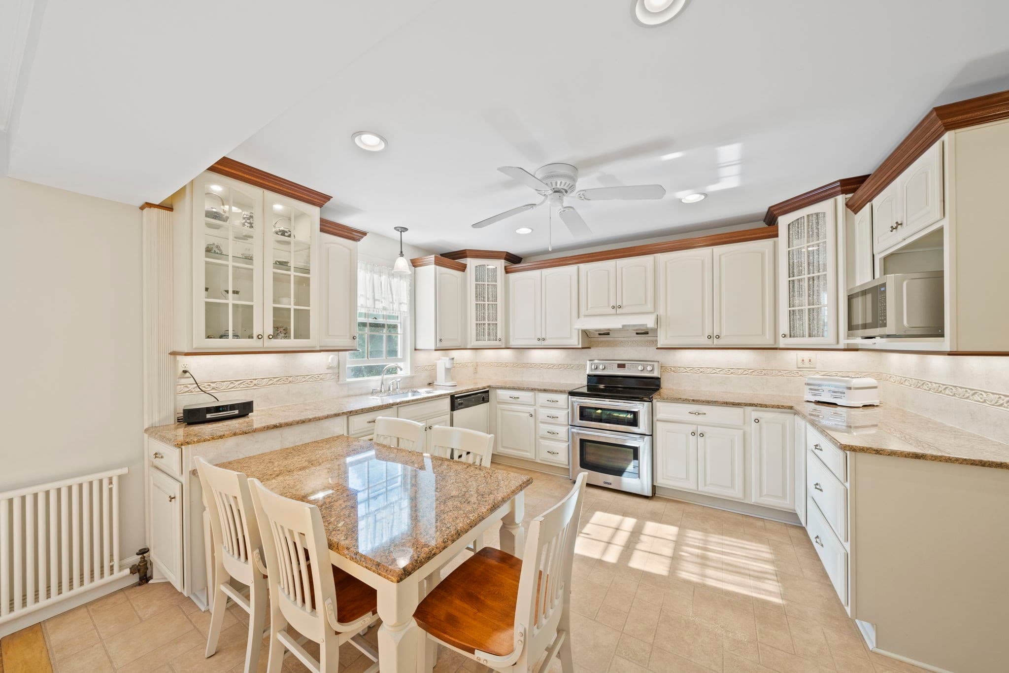 Single Family Residence at 208 Wilson Ave, Quincy MA 02170, Quincy, photo 3 of 42