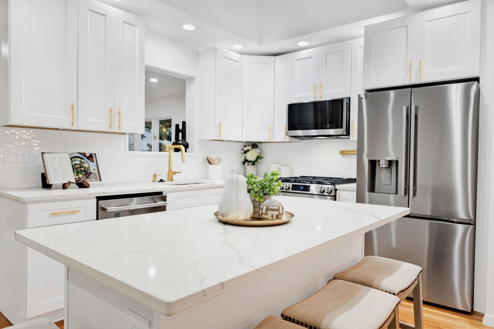 Single Family Residence at 52 Hesper, Saugus MA 01906, Saugus, photo 10 of 40