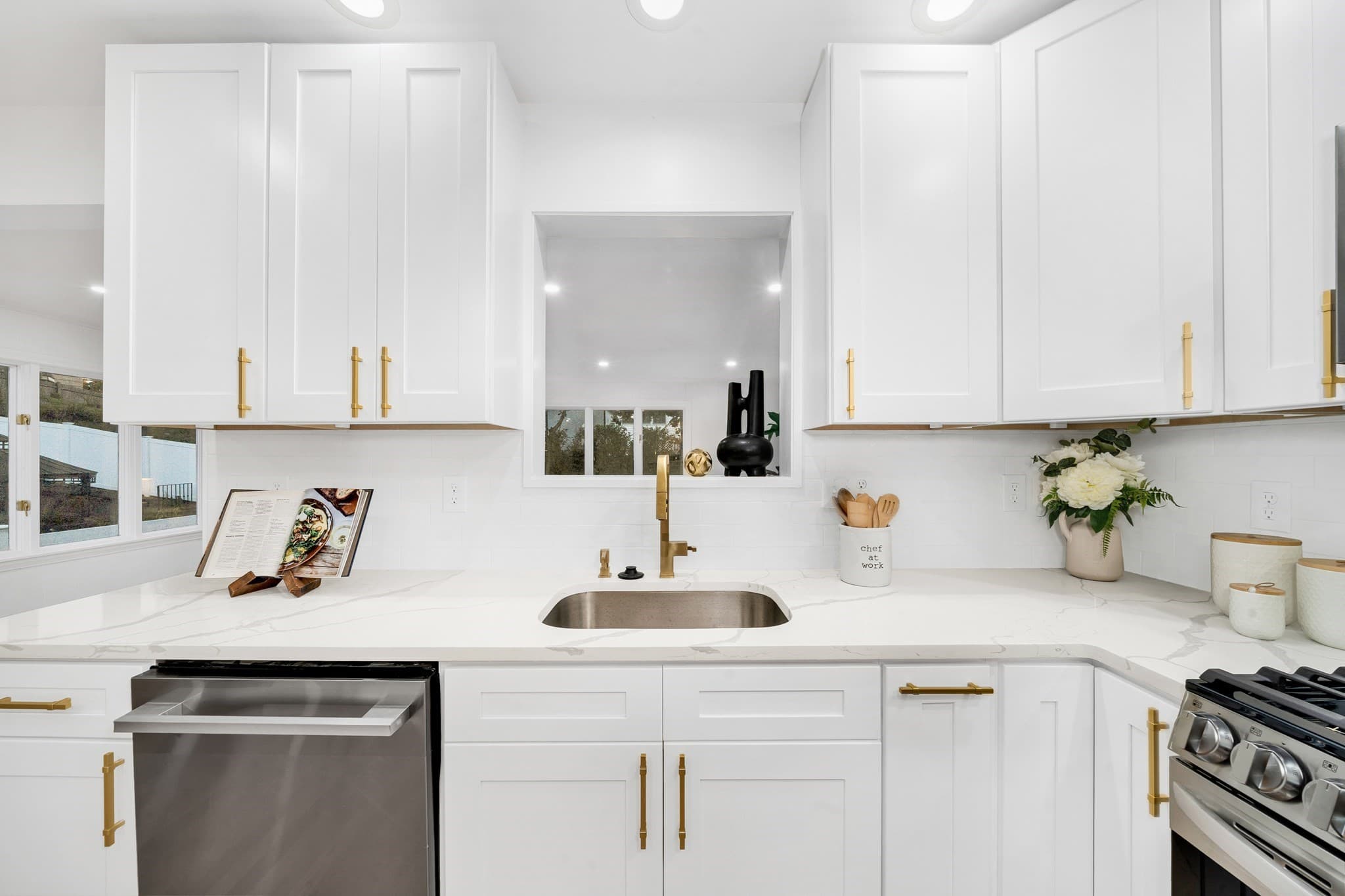 Single Family Residence at 52 Hesper, Saugus MA 01906, Saugus, photo 11 of 40