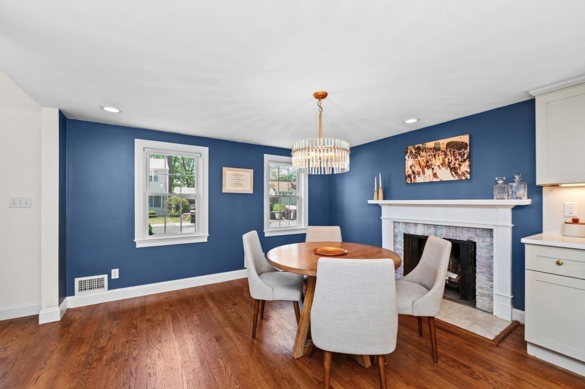 Single Family Residence at 94 Holly Hill Cir, Weymouth MA 02190, Weymouth, photo 9 of 33