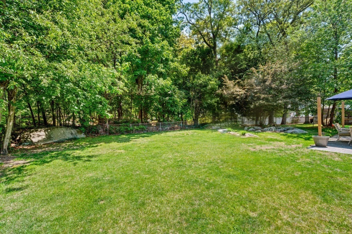 Single Family Residence at 94 Holly Hill Cir, Weymouth MA 02190, Weymouth, photo 30 of 33