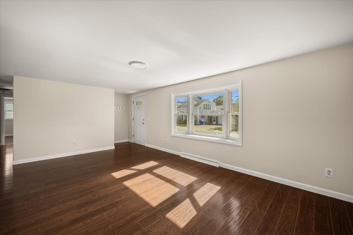 Single Family Residence at 18 Pearl St, Taunton MA 02780, Taunton, photo 13 of 39