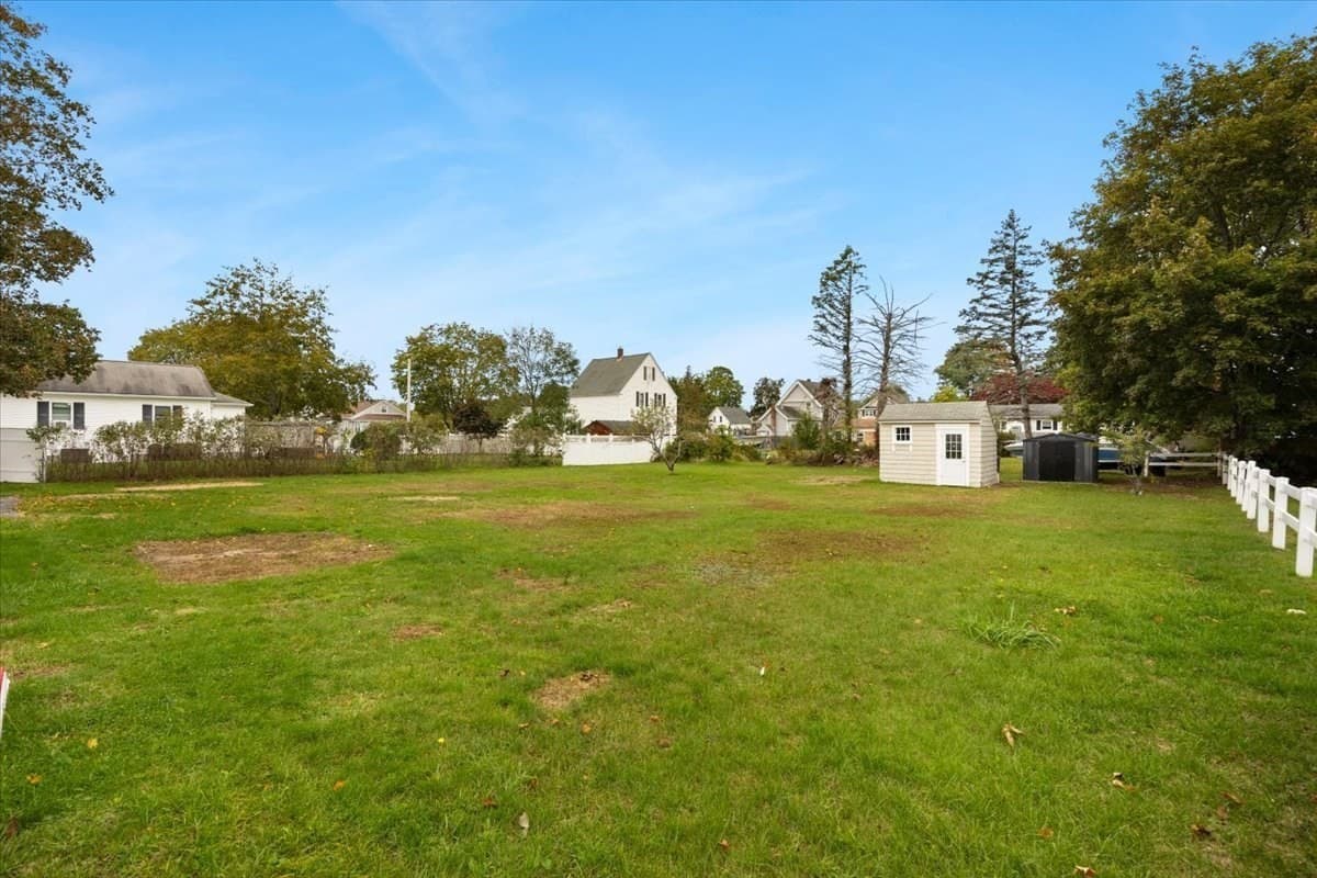 Single Family Residence at 18 Pearl St, Taunton MA 02780, Taunton, photo 7 of 39