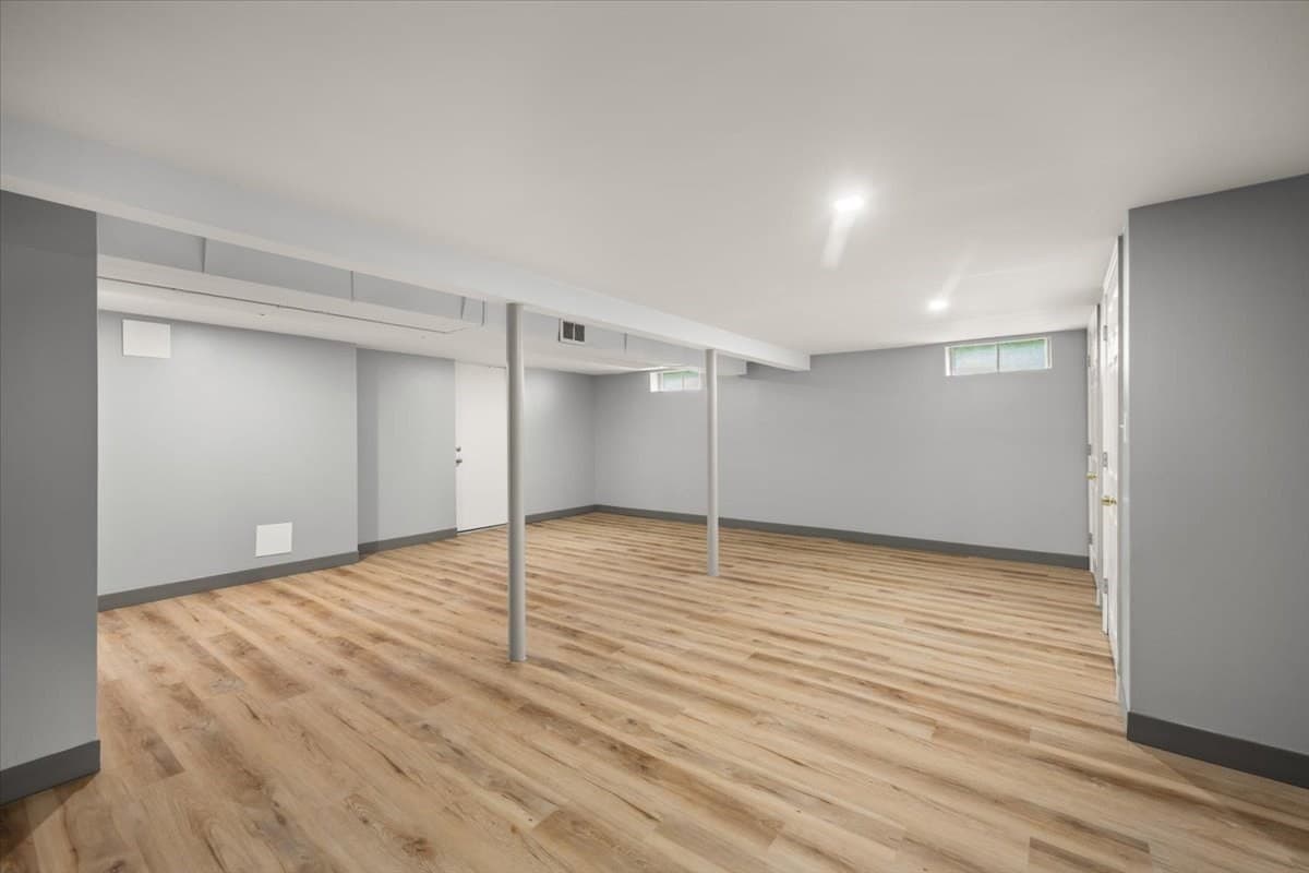 Single Family Residence at 18 Pearl St, Taunton MA 02780, Taunton, photo 34 of 39