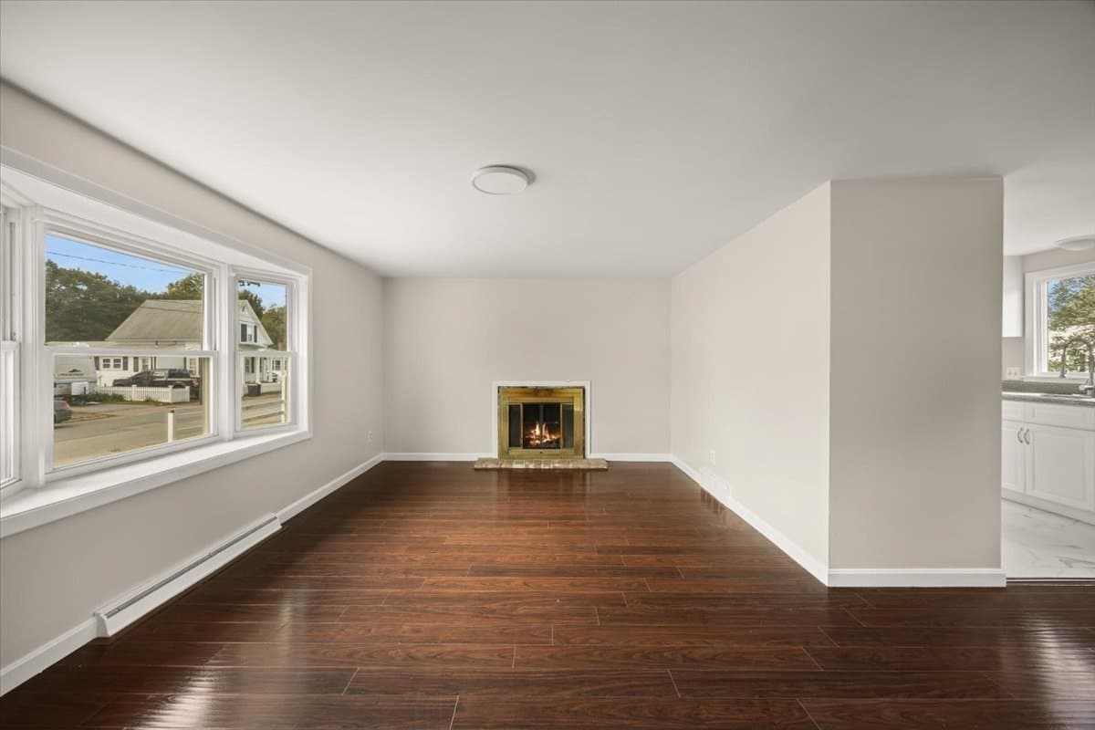 Single Family Residence at 18 Pearl St, Taunton MA 02780, Taunton, photo 10 of 39