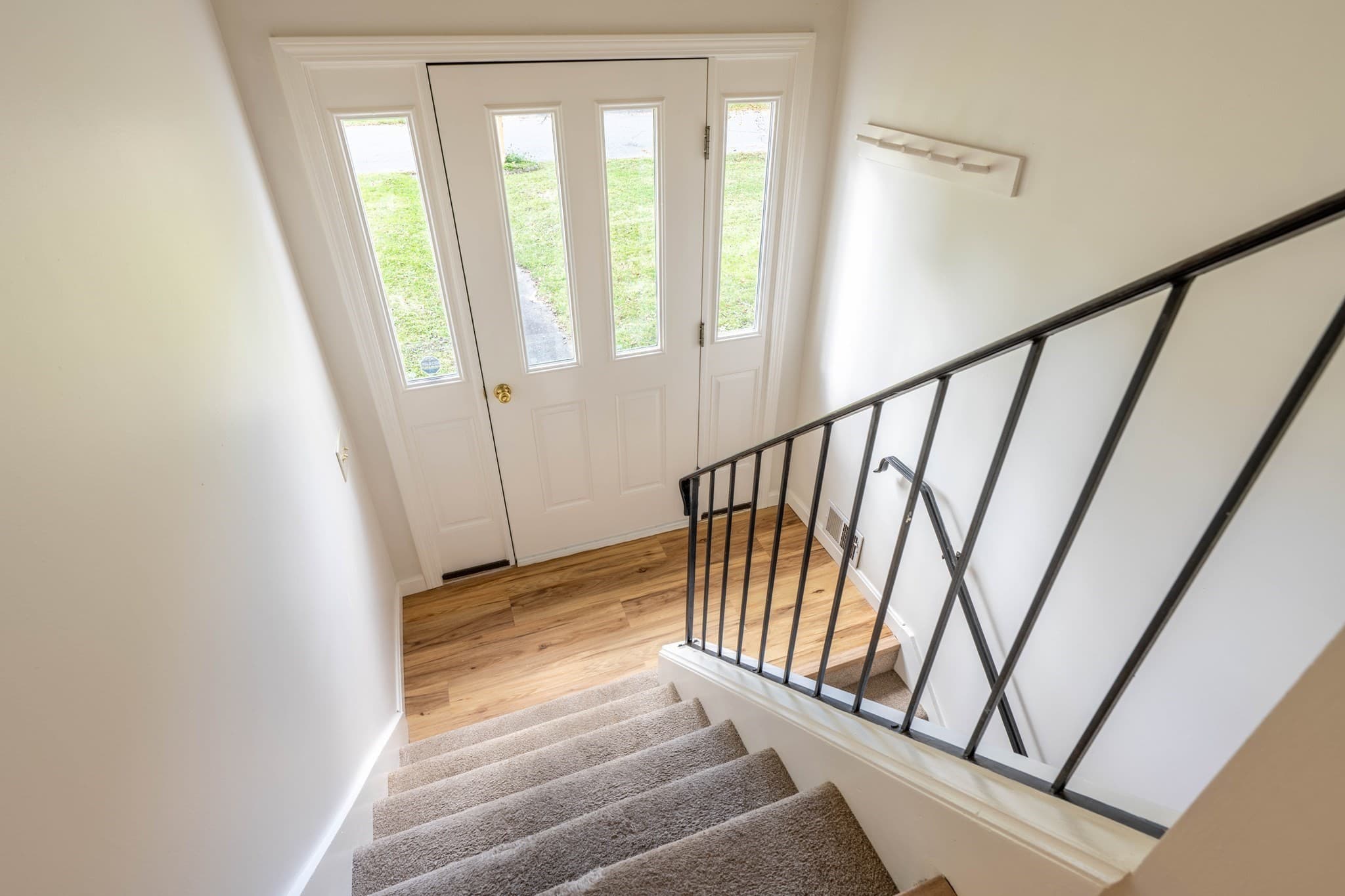 Single Family Residence at 8 Coach Ln, Amherst MA 01002, Amherst, photo 17 of 30