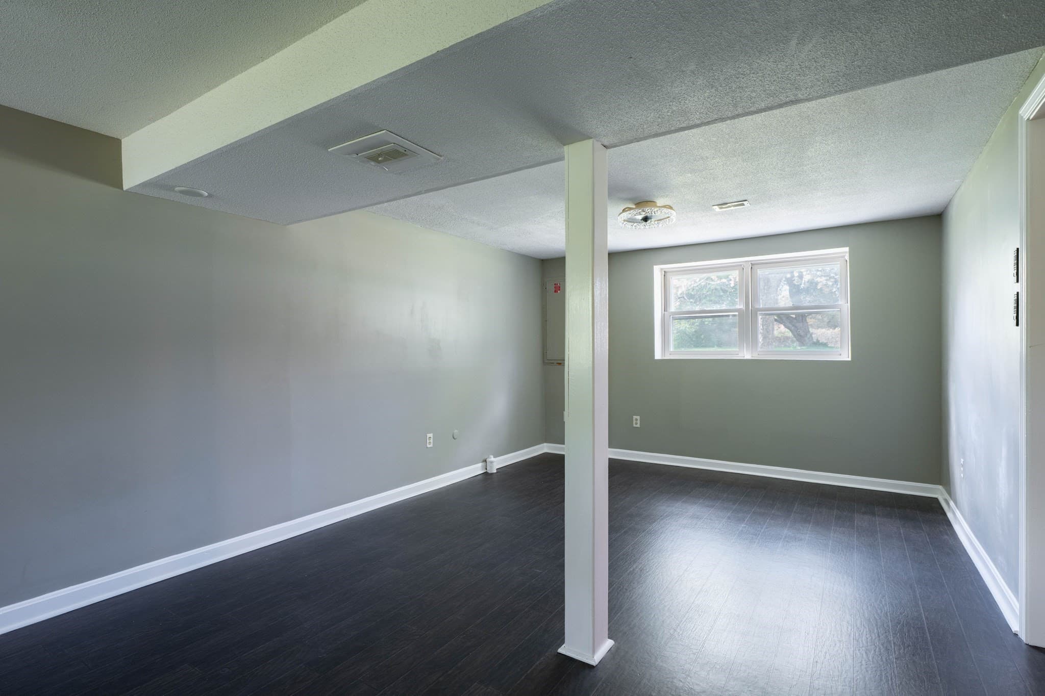 Single Family Residence at 8 Coach Ln, Amherst MA 01002, Amherst, photo 18 of 30