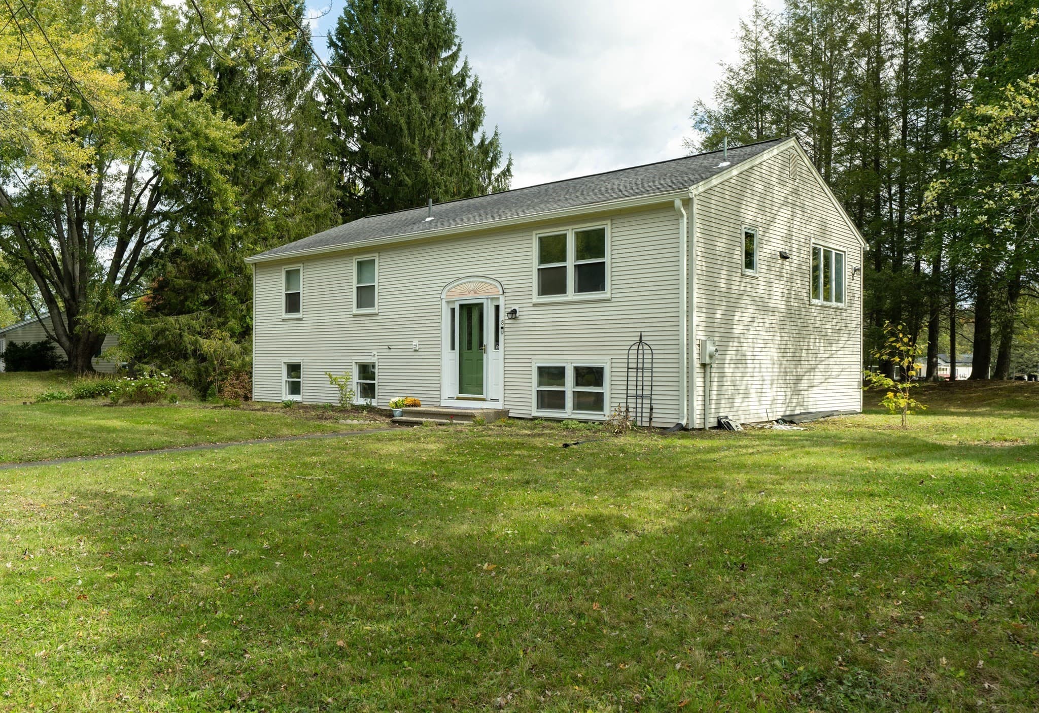 Single Family Residence at 8 Coach Ln, Amherst MA 01002, Amherst, photo 29 of 30