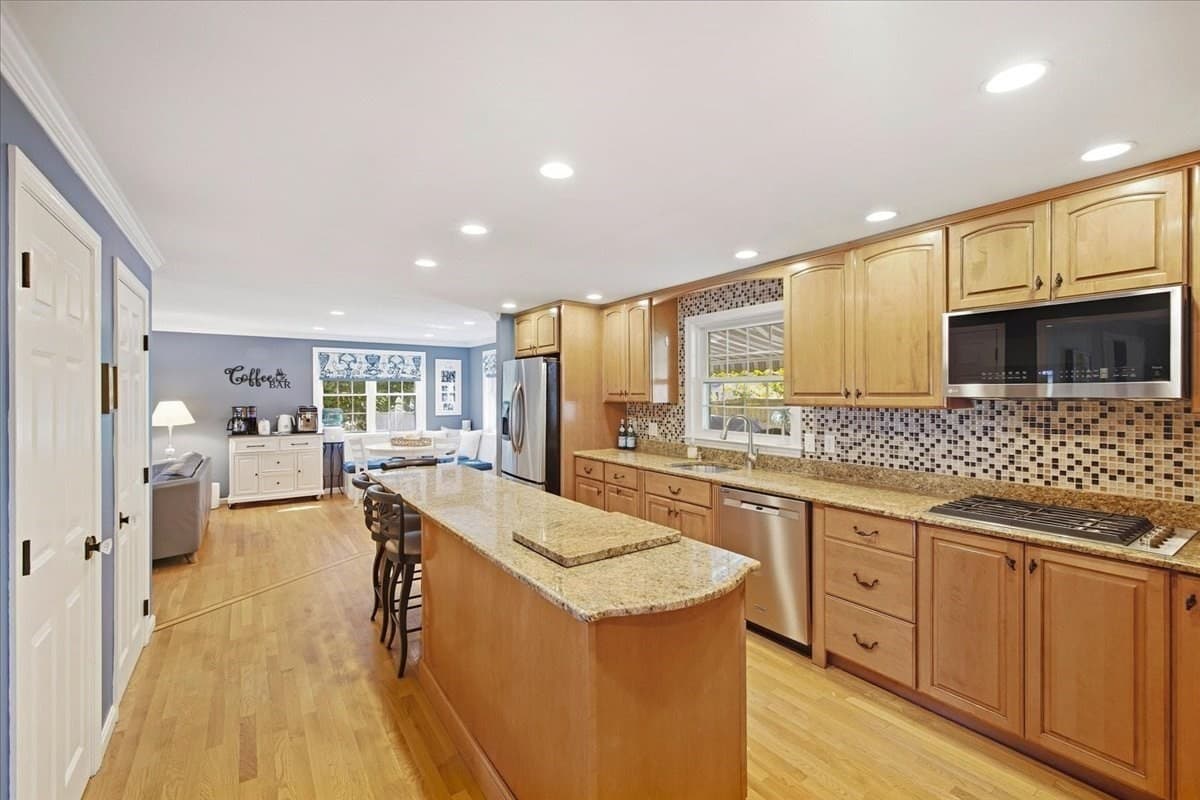 Single Family Residence at 10 Meier Farm, Whitman MA 02382, Whitman, photo 8 of 41