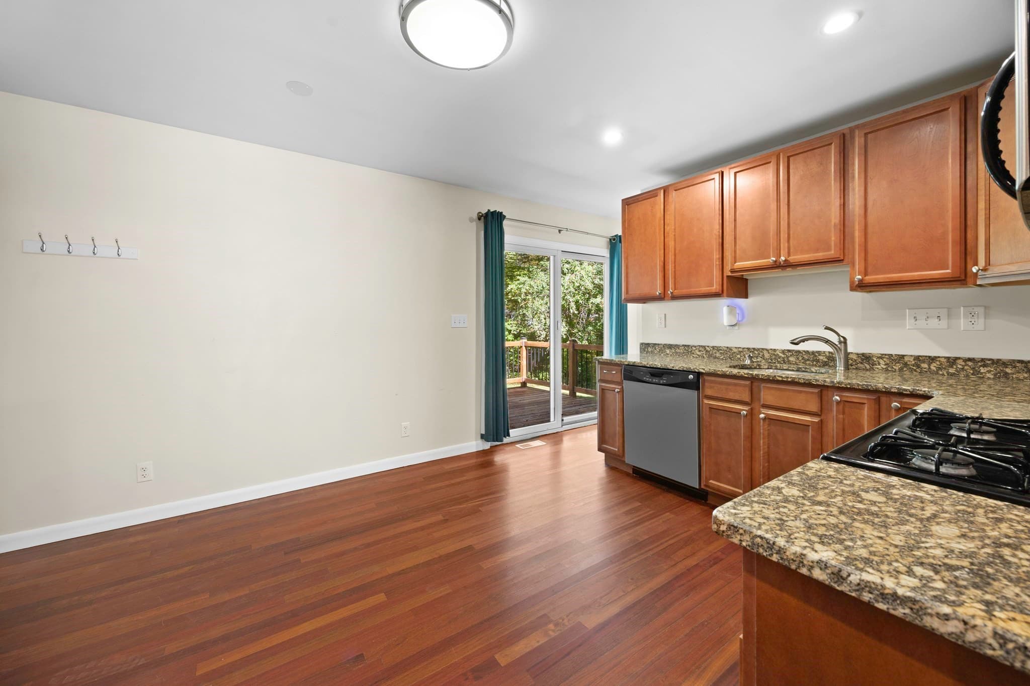 Single Family Residence at 699 Benson Road, Northbridge MA 01588, Northbridge, photo 7 of 29