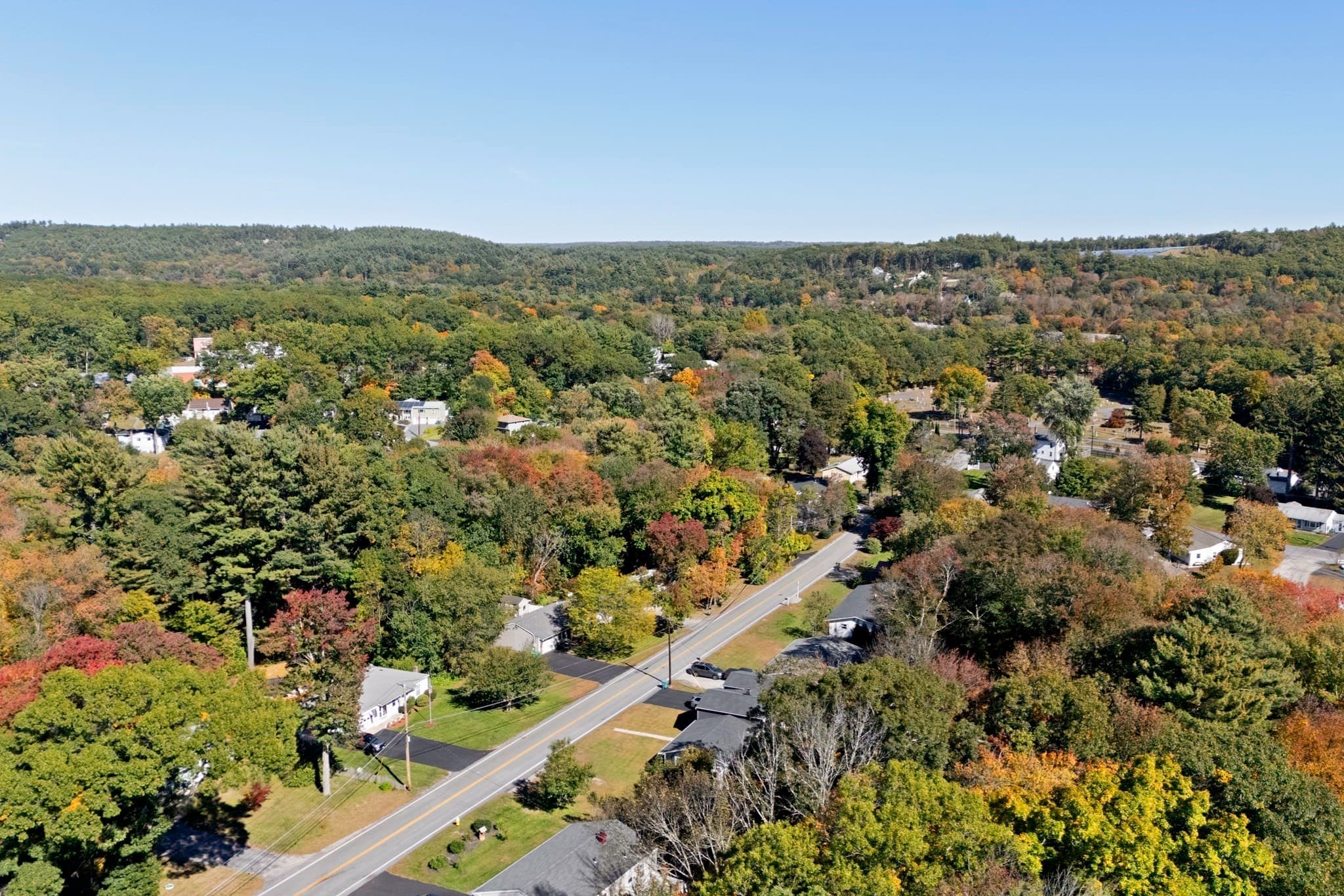 Single Family Residence at 699 Benson Road, Northbridge MA 01588, Northbridge, photo 3 of 29