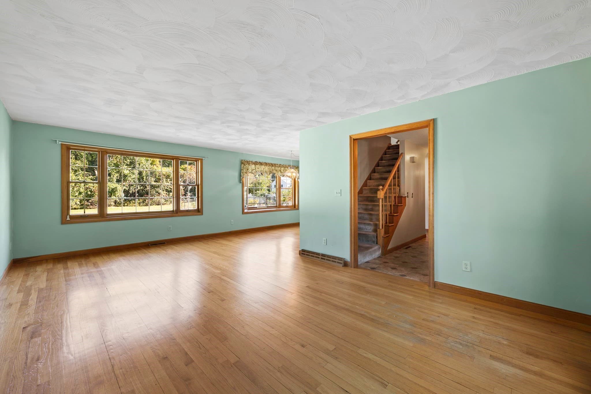 Single Family Residence at 23 Magnolia Ter, South Hadley MA 01075, South Hadley, photo 10 of 24