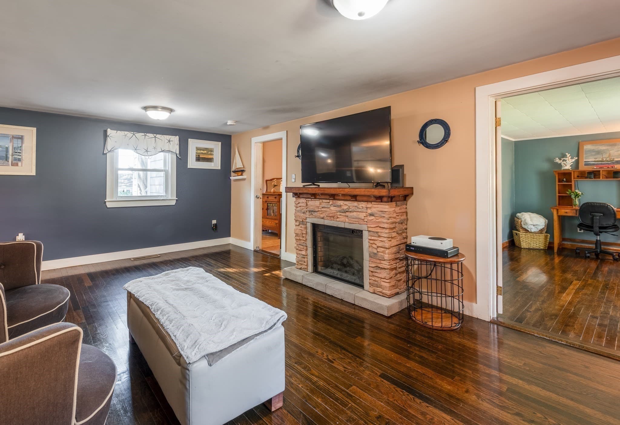Single Family Residence at 11 Youngs Rd, Gloucester MA 01930, Gloucester, photo 16 of 32