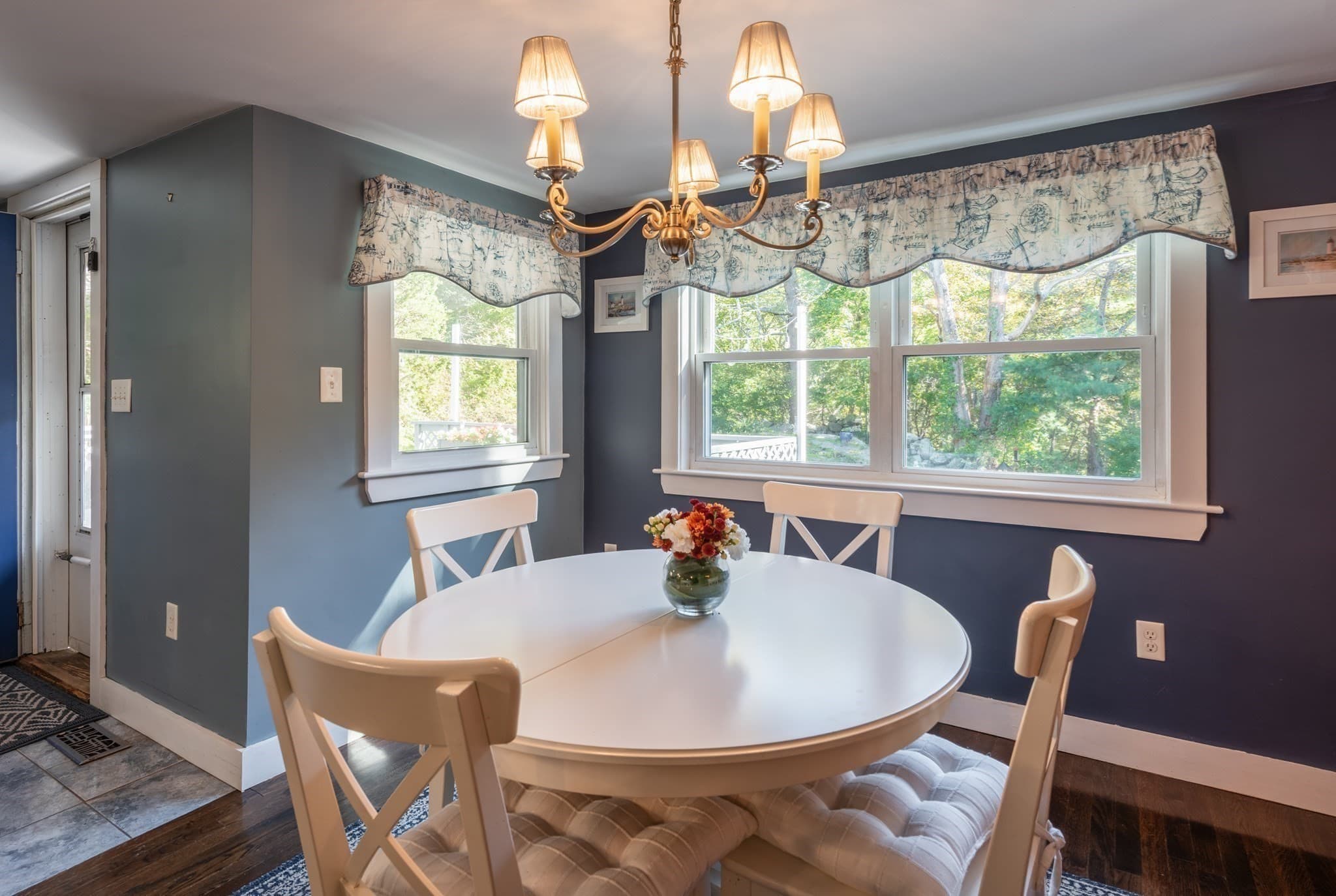 Single Family Residence at 11 Youngs Rd, Gloucester MA 01930, Gloucester, photo 10 of 32