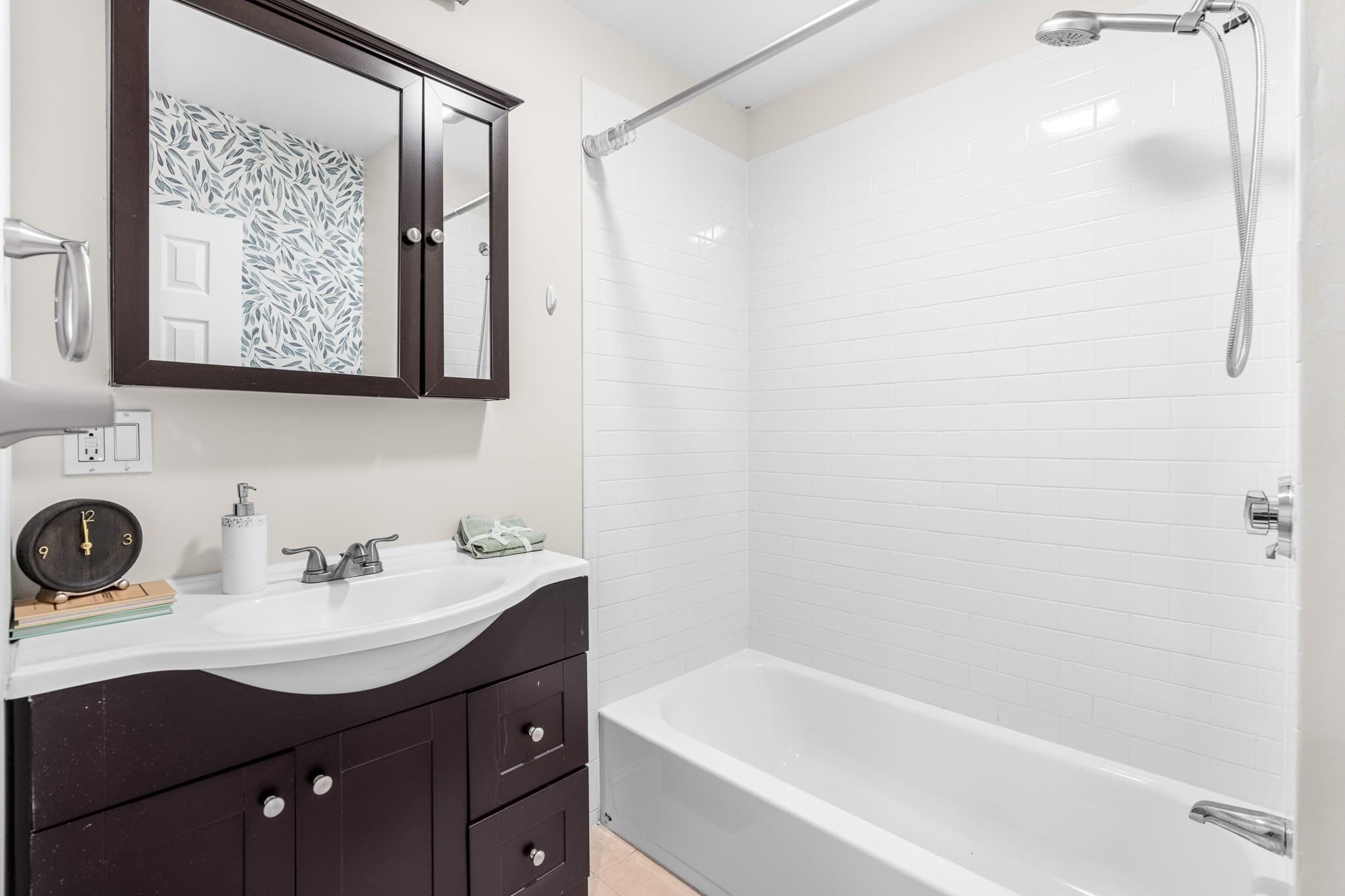 Condominium at 111 Eutaw St. # 1, Boston MA 02128, Boston, photo 19 of 28