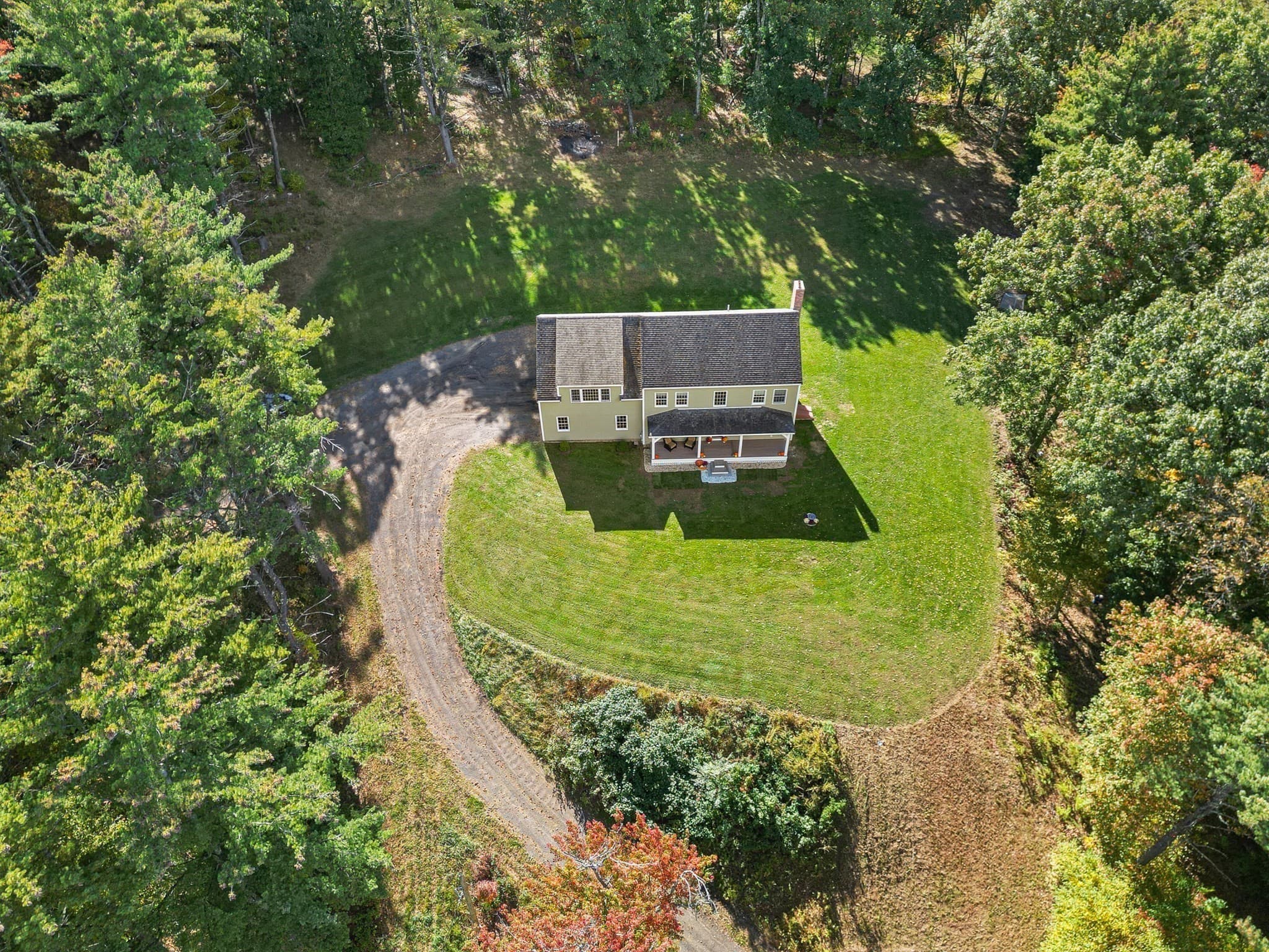Single Family Residence at 33 Archelaus Pl, West Newbury MA 01985, West Newbury, photo 5 of 40