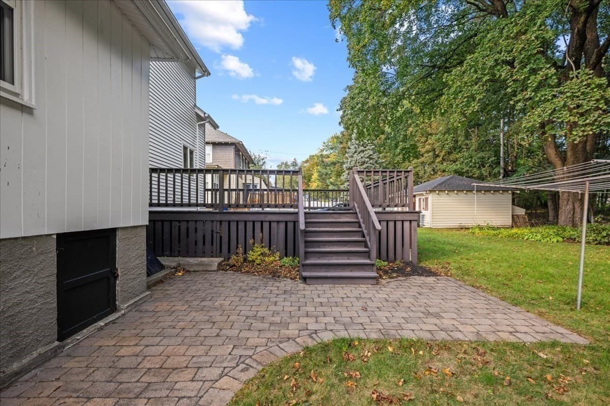 Single Family Residence at 22 Vassar St, Worcester MA 01602, Worcester, photo 34 of 41