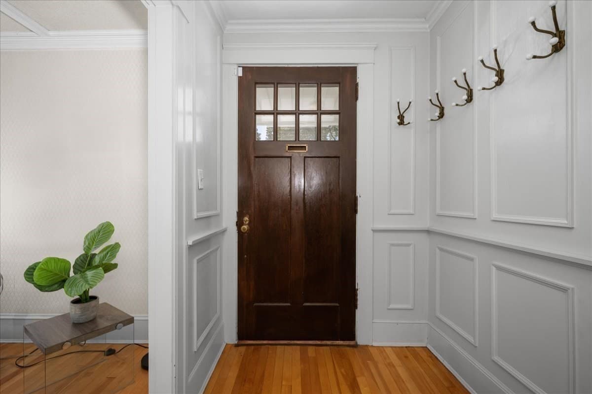 Single Family Residence at 22 Vassar St, Worcester MA 01602, Worcester, photo 18 of 41