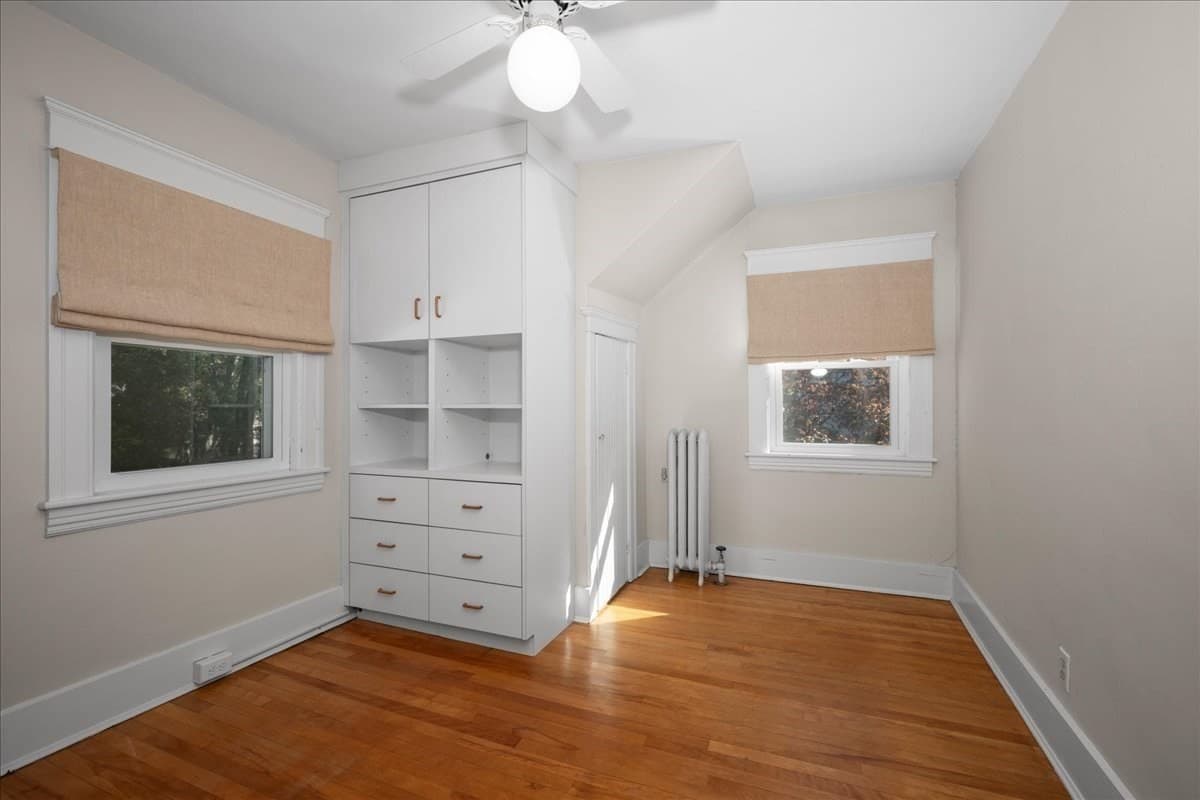 Single Family Residence at 22 Vassar St, Worcester MA 01602, Worcester, photo 25 of 41