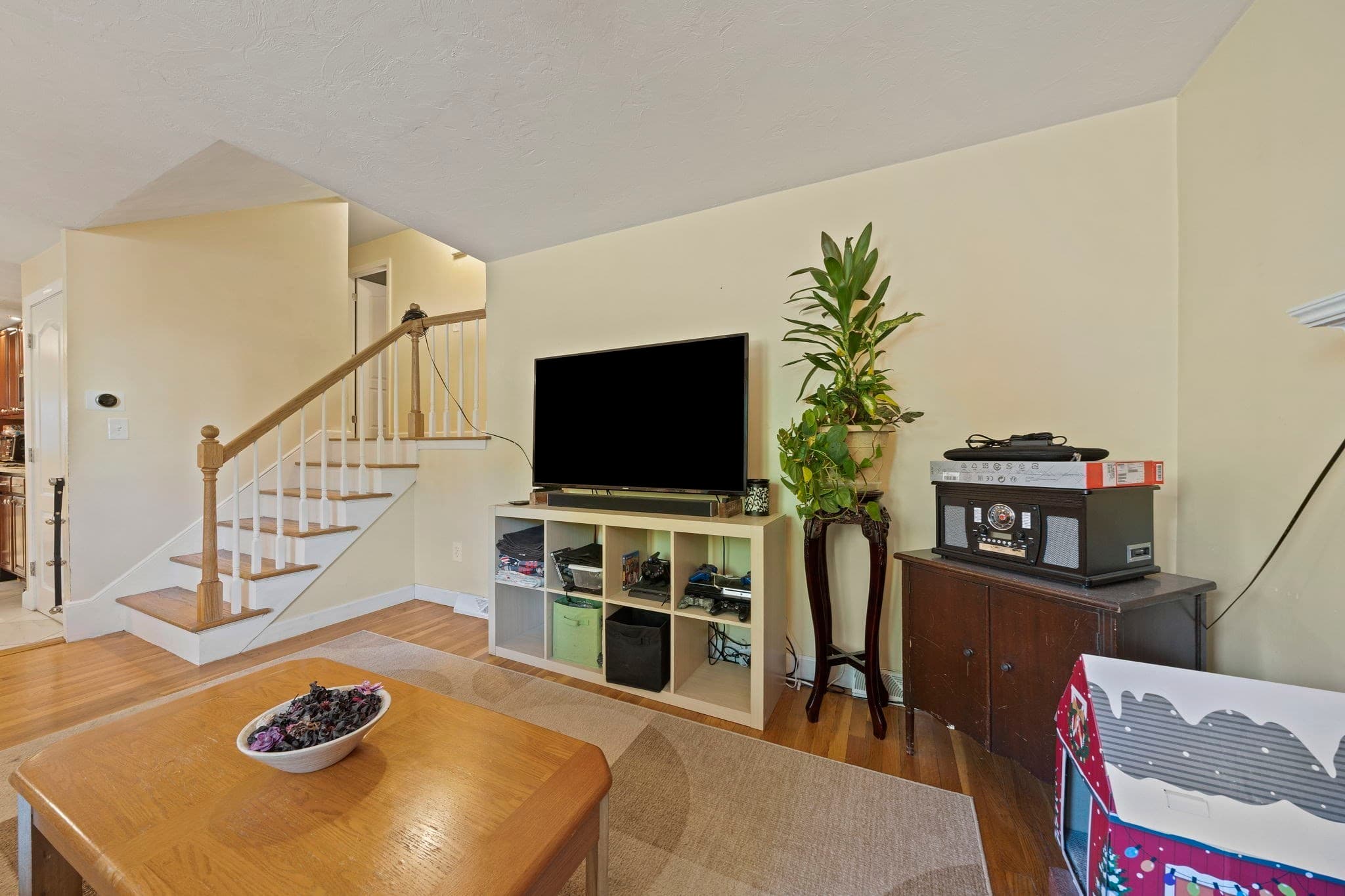 Single Family Residence at 247 Howard St, Brockton MA 02302, Brockton, photo 7 of 21