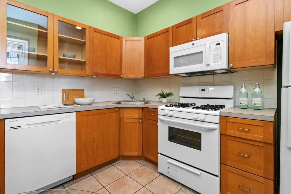 Condominium at 14-16 Story St # 1, Boston MA 02127, Boston, photo 6 of 22