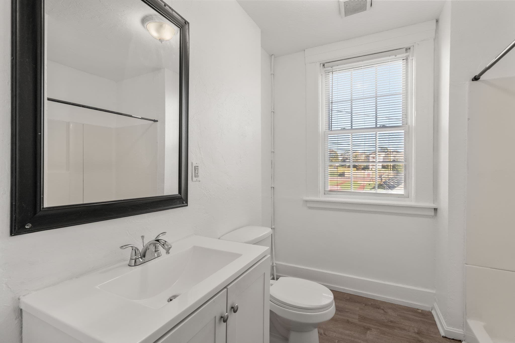 3 Family - 3 Units Up/Down at 107 Vernon St, Worcester MA 01610, Worcester, photo 19 of 41