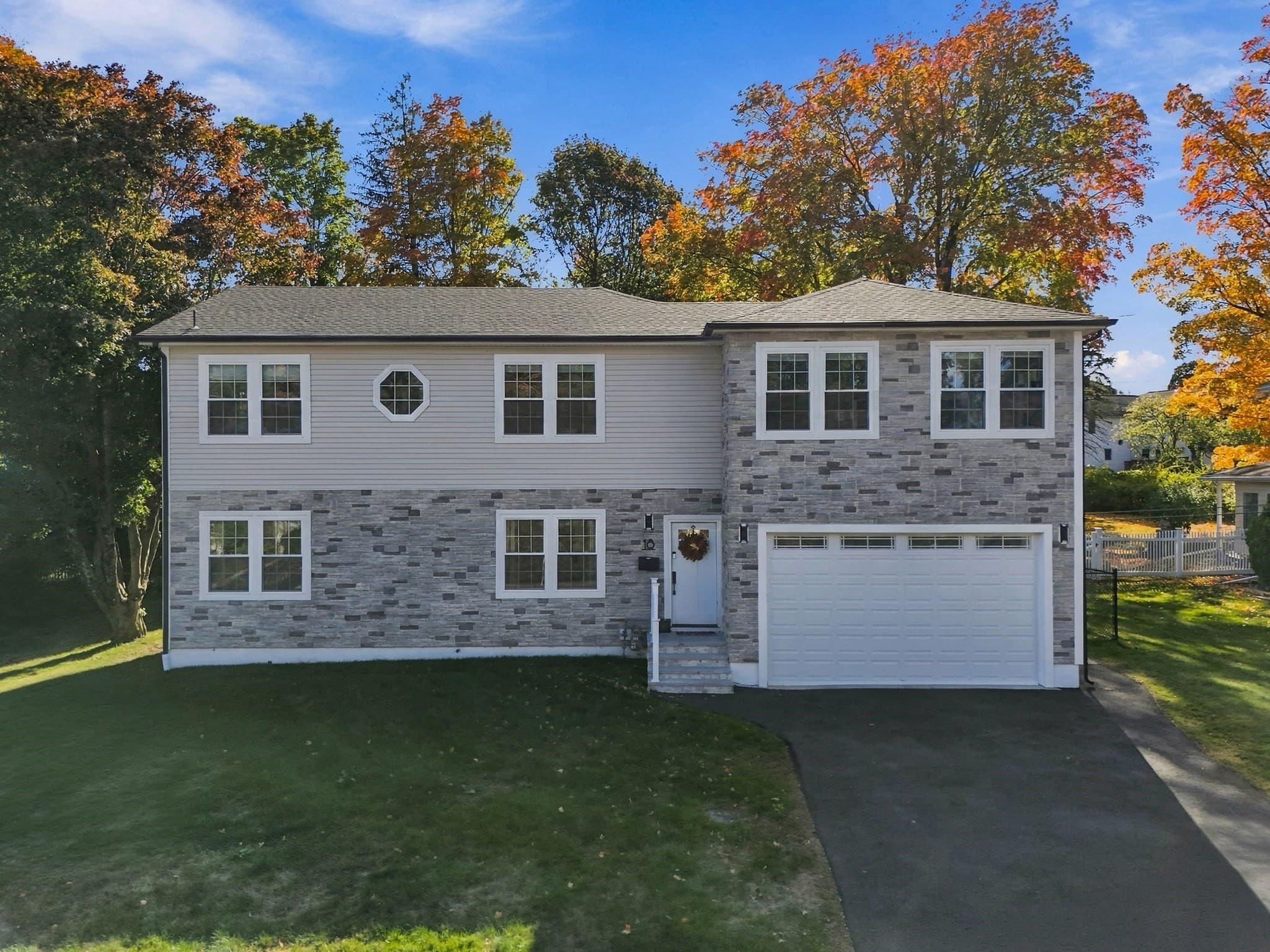 Single Family Residence at 18 Elmcrest Road, North Andover MA 01845, North Andover, photo 2 of 41