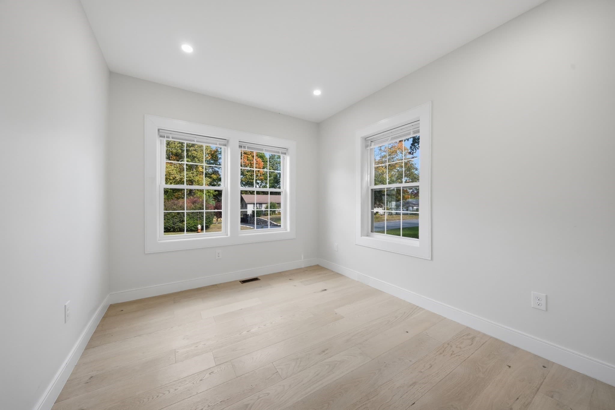 Single Family Residence at 18 Elmcrest Road, North Andover MA 01845, North Andover, photo 16 of 41