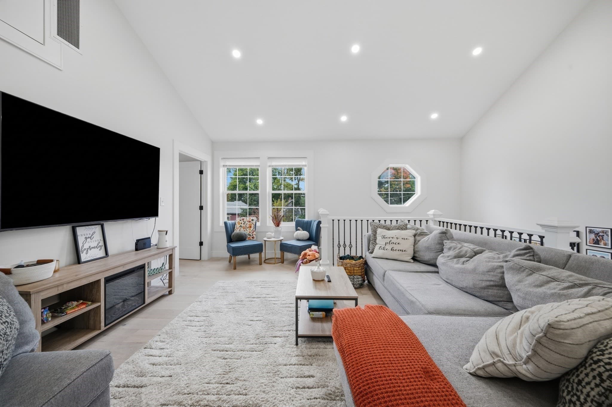 Single Family Residence at 18 Elmcrest Road, North Andover MA 01845, North Andover, photo 10 of 41