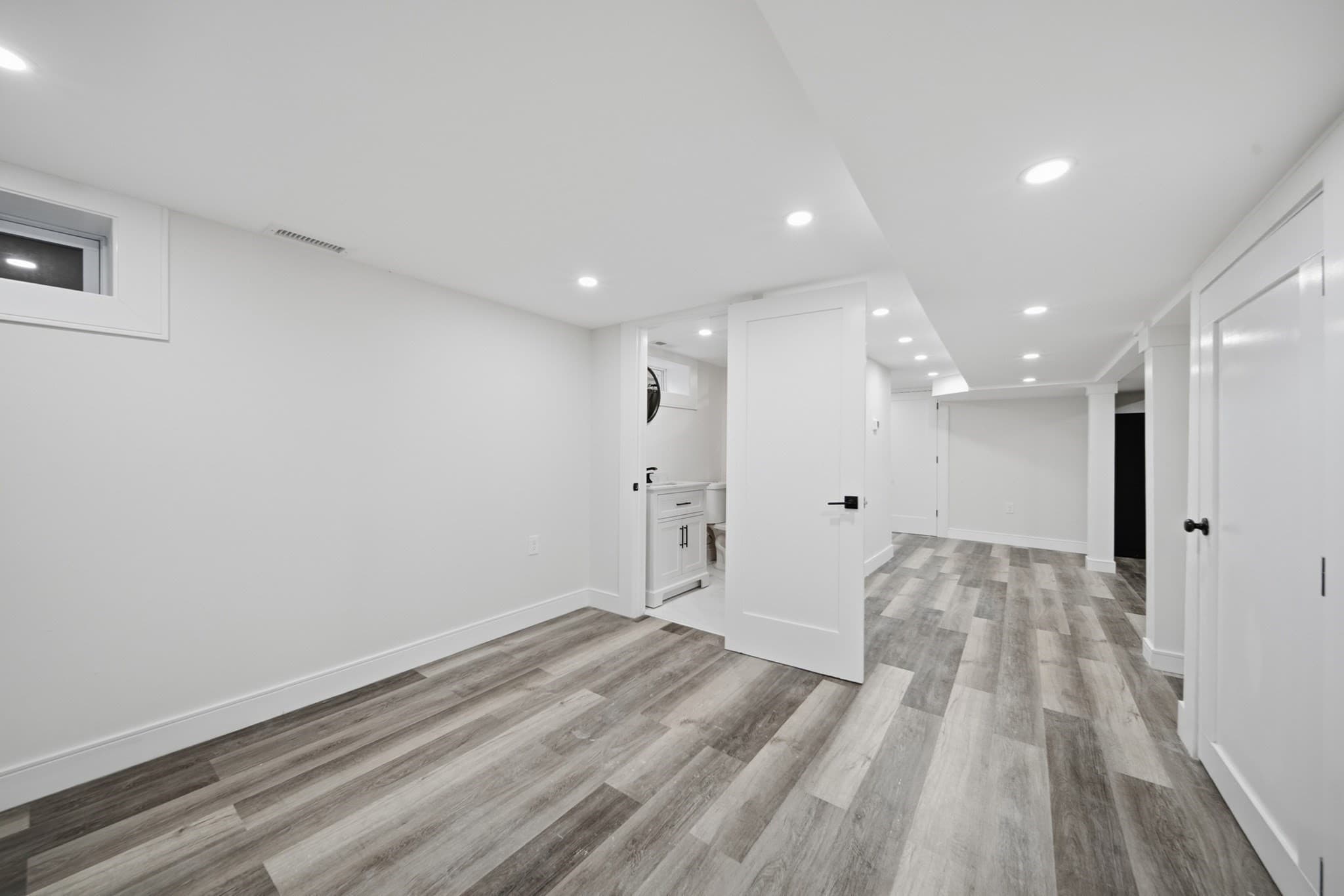 Single Family Residence at 18 Elmcrest Road, North Andover MA 01845, North Andover, photo 25 of 41