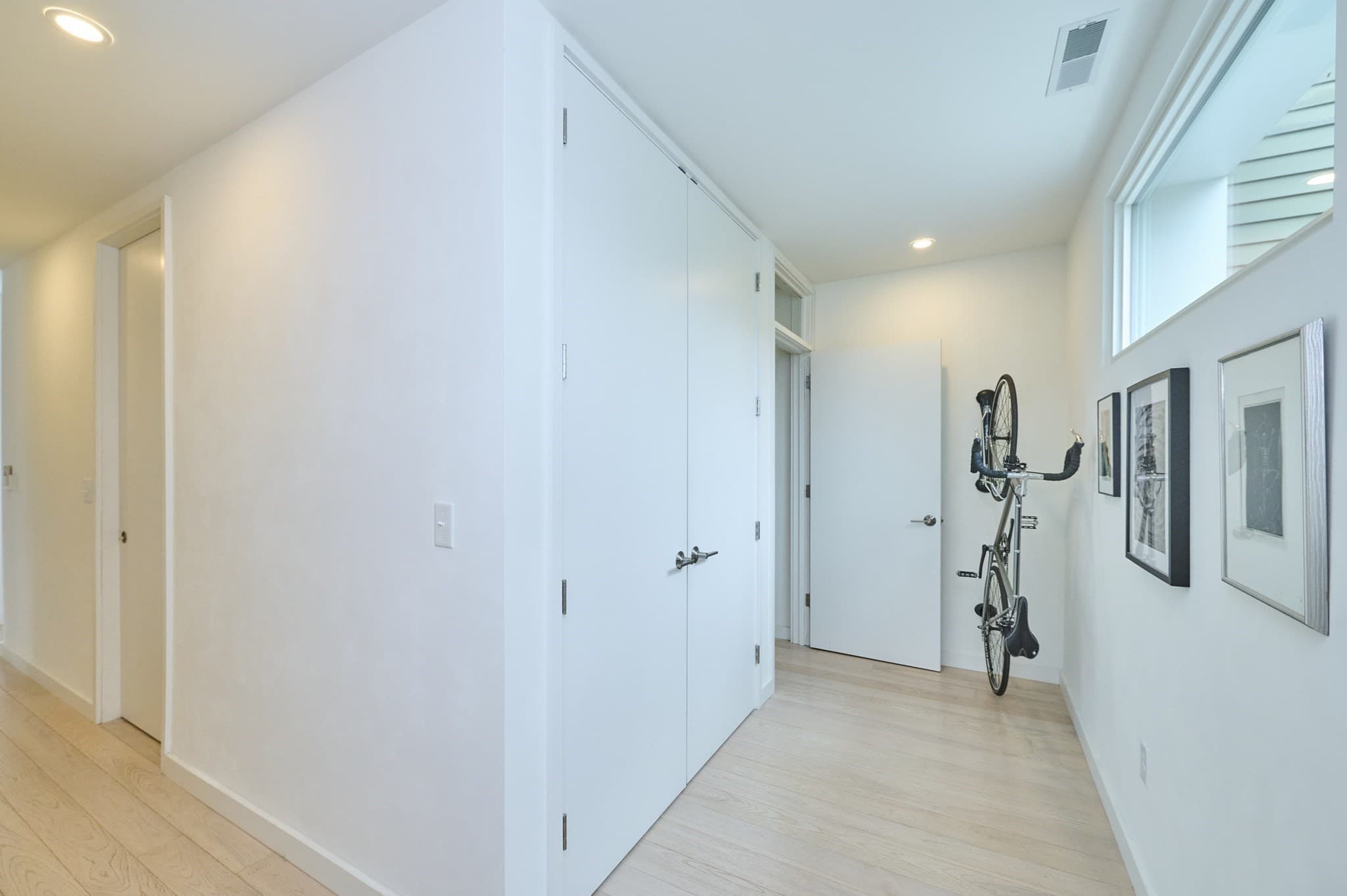 Single Family Residence at 66 Catherine St # 66, Boston MA 02131, Boston, photo 14 of 38