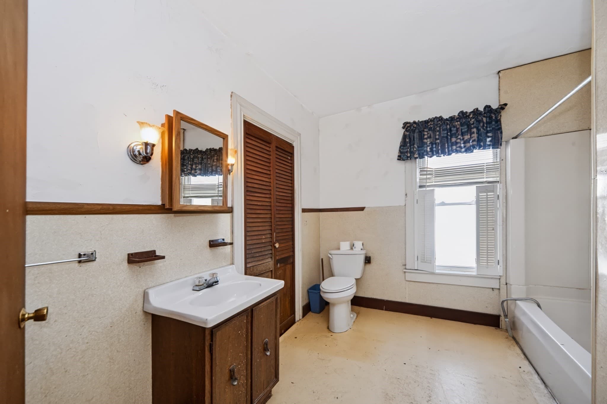 Single Family Residence at 22 Chace St, Clinton MA 01510, Clinton, photo 26 of 40