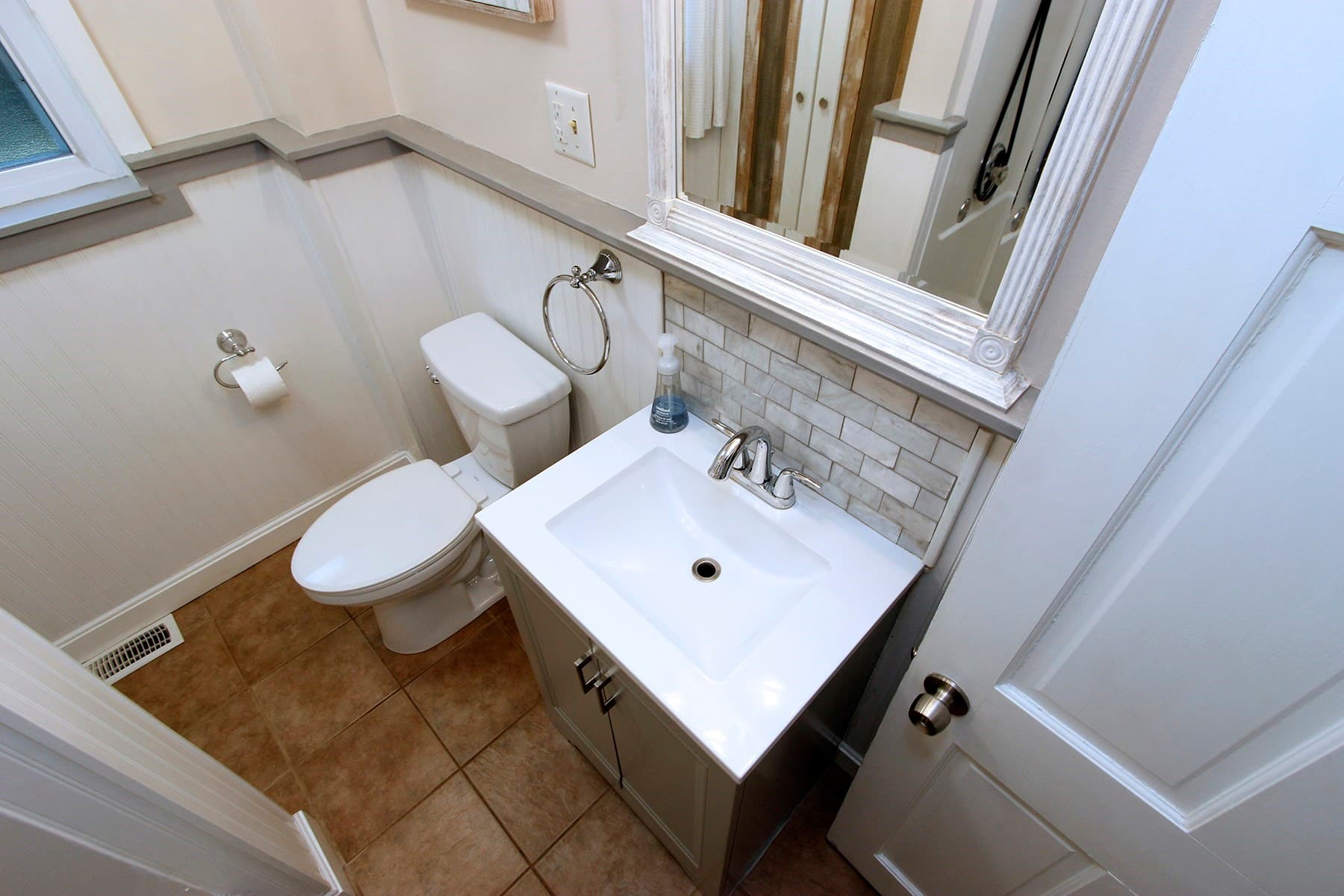 Single Family Residence at 427 Bedford Street, Lakeville MA 02347, Lakeville, photo 17 of 40