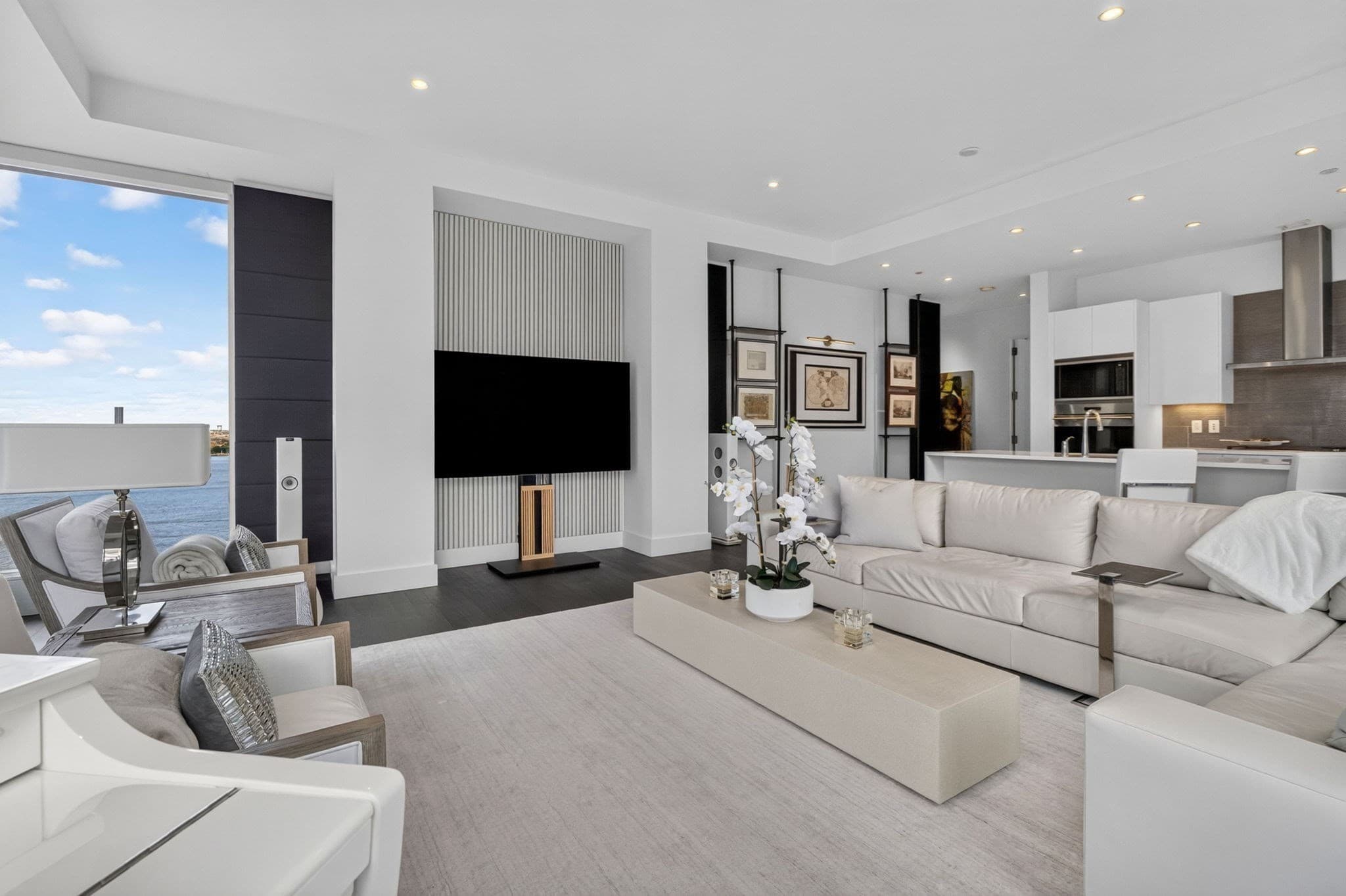 Condominium at 50 Liberty Drive # 12J, Boston MA 02210, Boston, photo 4 of 40